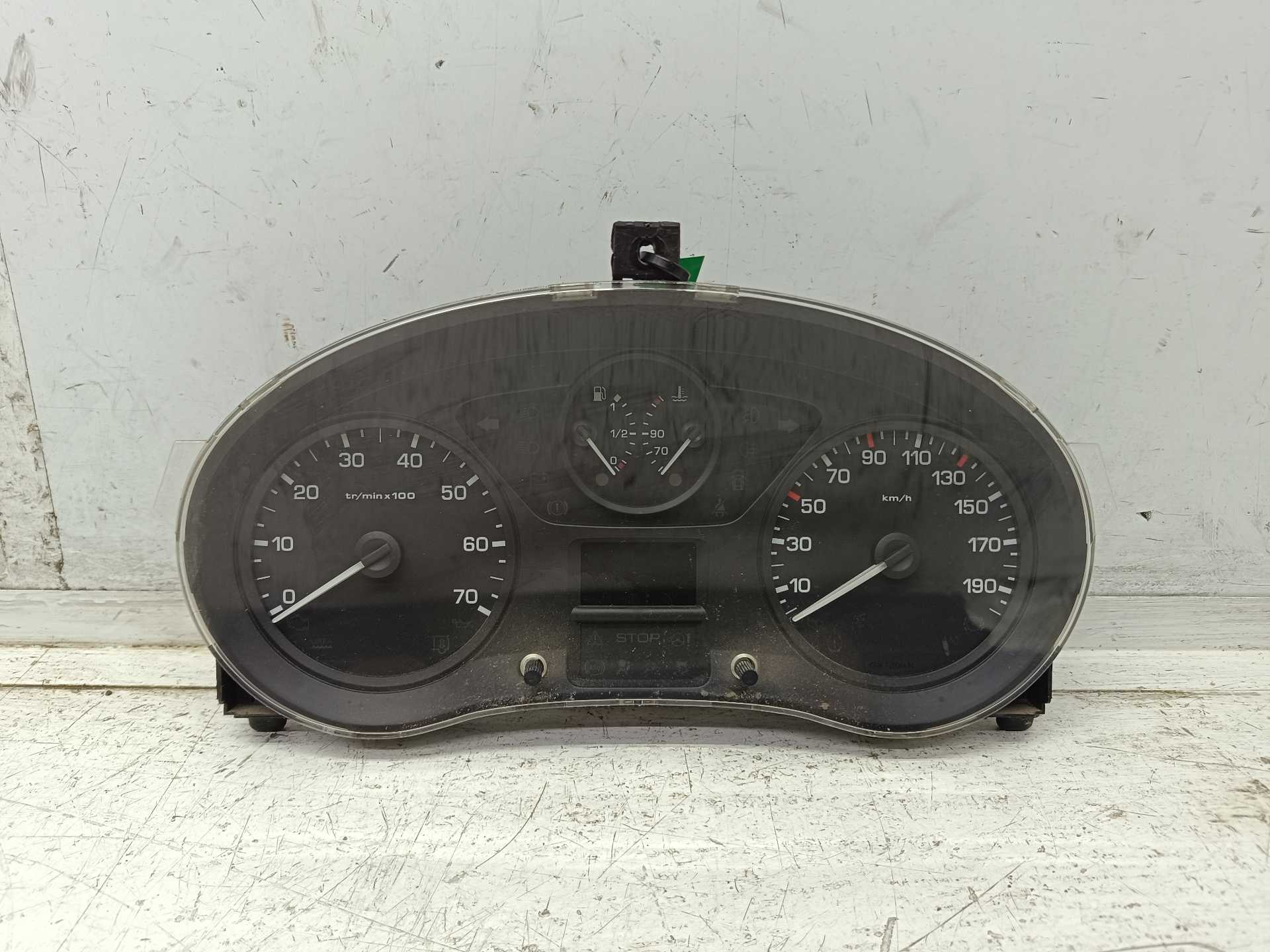 Recambio de cuadro instrumentos para citroën berlingo station wagon xtr referencia OEM IAM 9801642280  