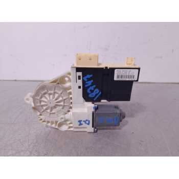 MOTOR ELEVALUNAS DELANTERO IZQUIERDO 