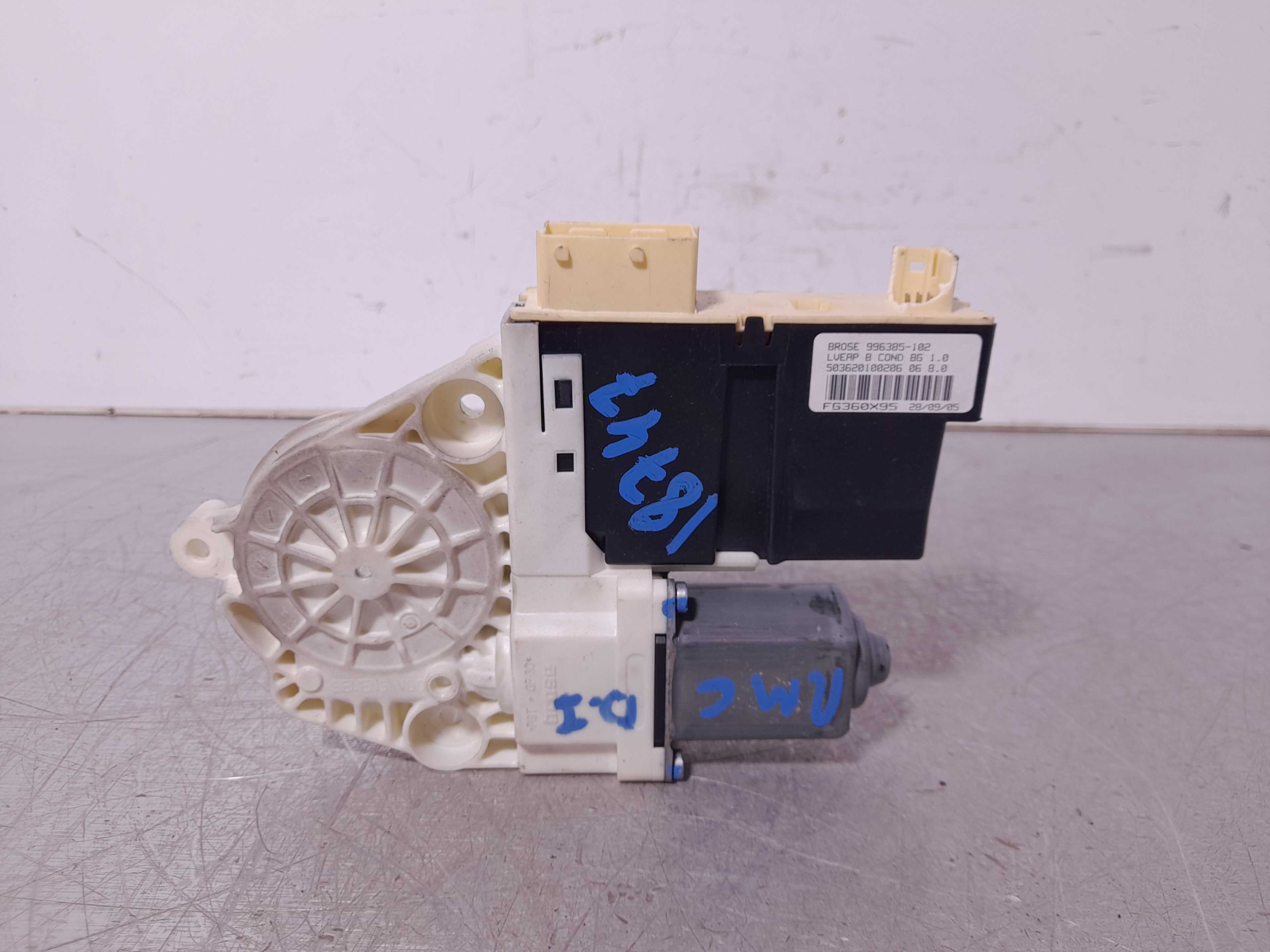 Recambio de motor elevalunas delantero izquierdo para peugeot 307 break/sw (s2) sw pack referencia OEM IAM   
