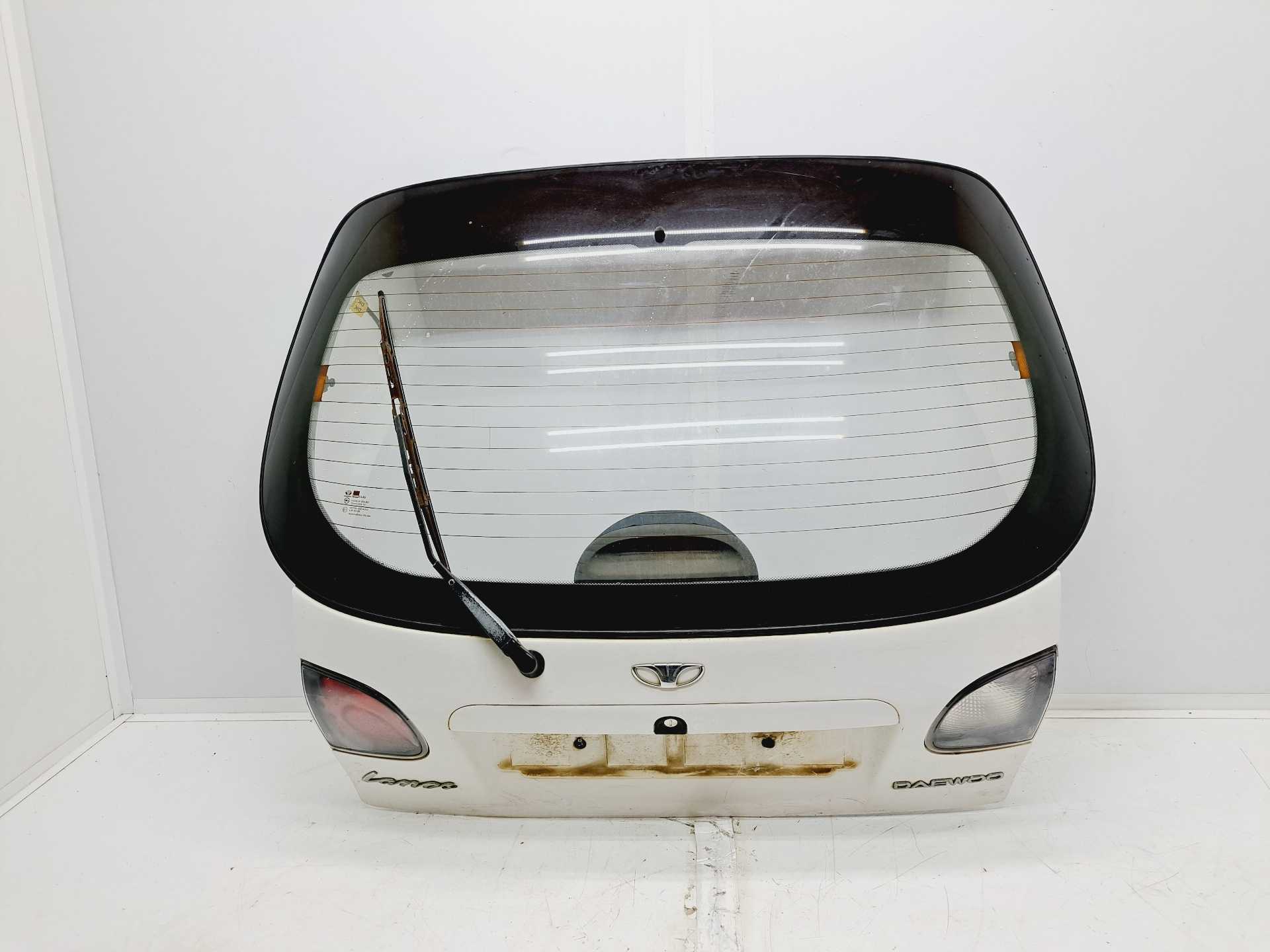 Recambio de porton trasero para daewoo lanos 1.4 cat referencia OEM IAM   