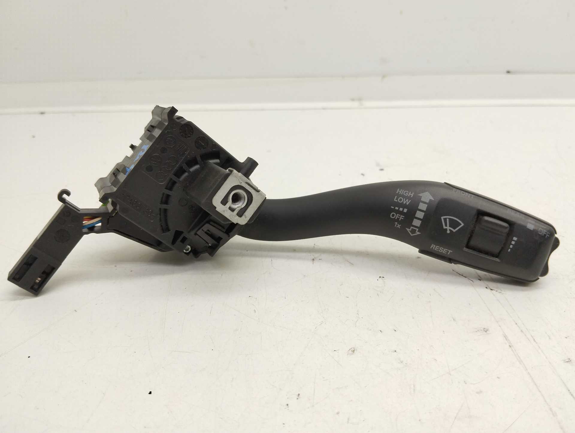 Recambio de mando limpia para audi a3 (8p) 1.6 tdi ambiente referencia OEM IAM 8P0953519E  