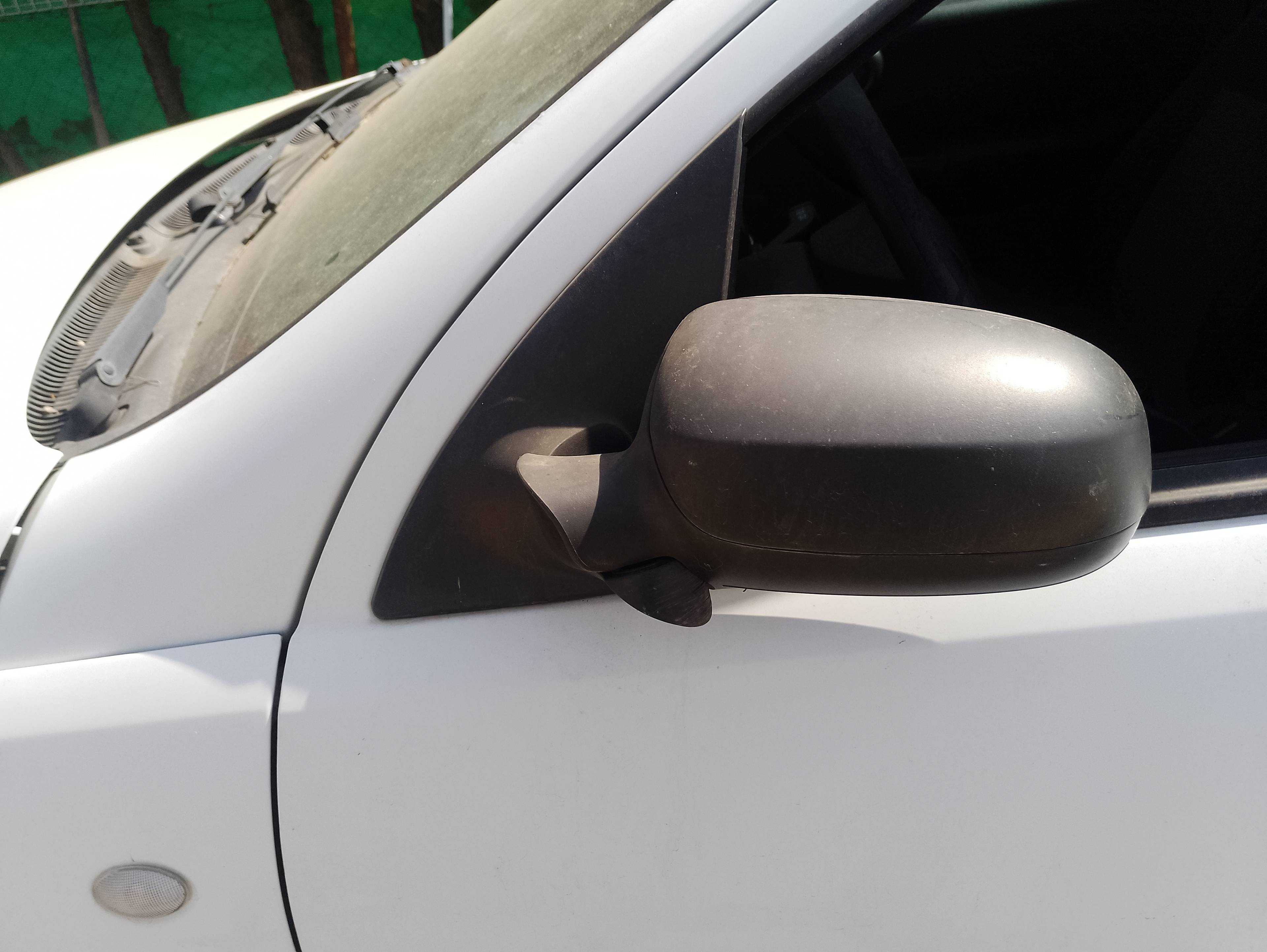 Recambio de retrovisor izquierdo para opel corsa c blue line referencia OEM IAM   