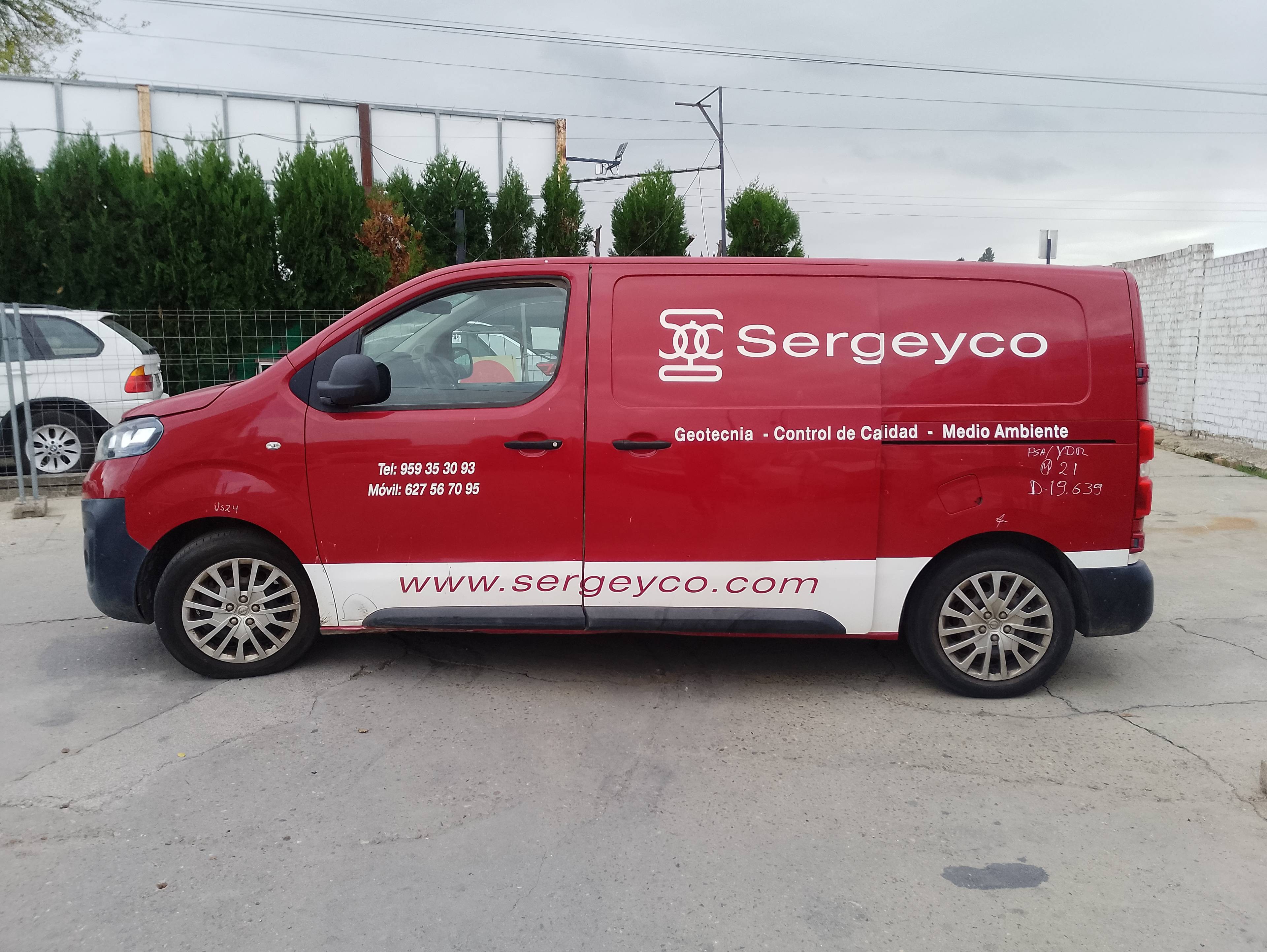 opel vivaro furgón del año 2021