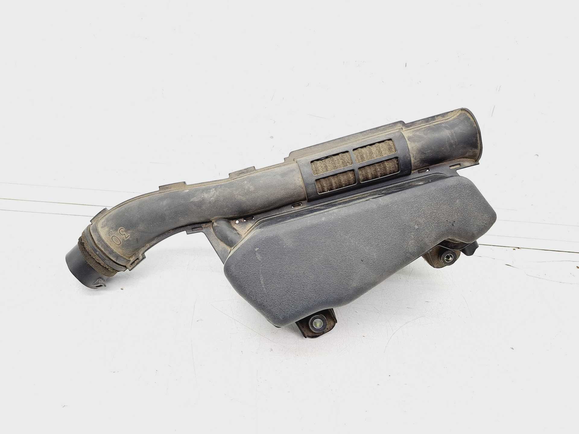 Recambio de resonador de aire para toyota prius+ advance referencia OEM IAM 1775037070  