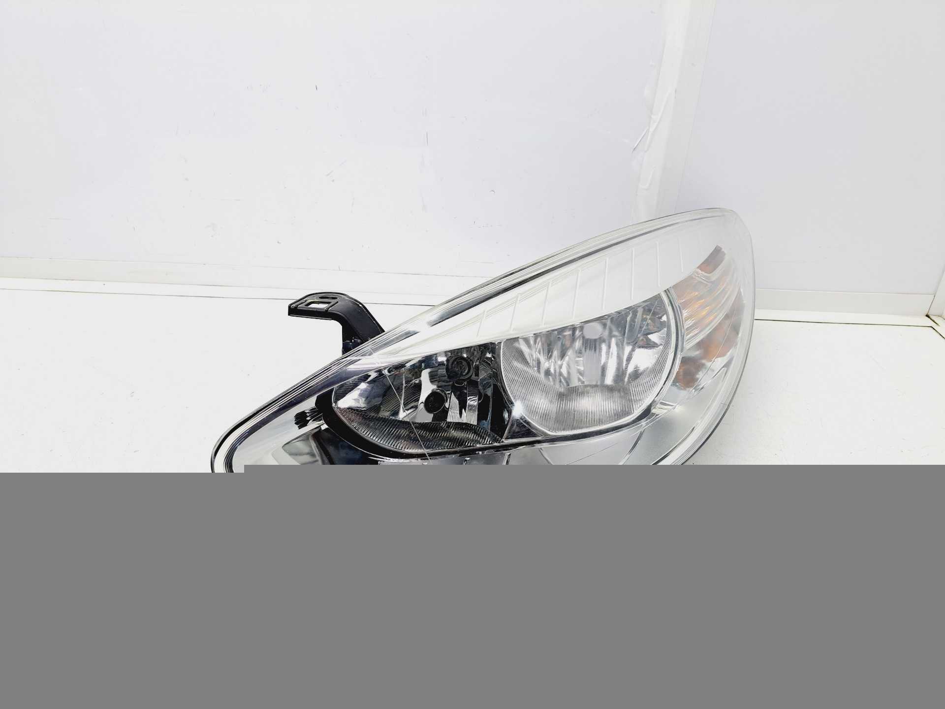 Recambio de faro izquierdo para renault fluence 1.5 dci diesel fap referencia OEM IAM 260600078R  