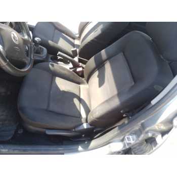 ASIENTO DELANTERO IZQUIERDO 