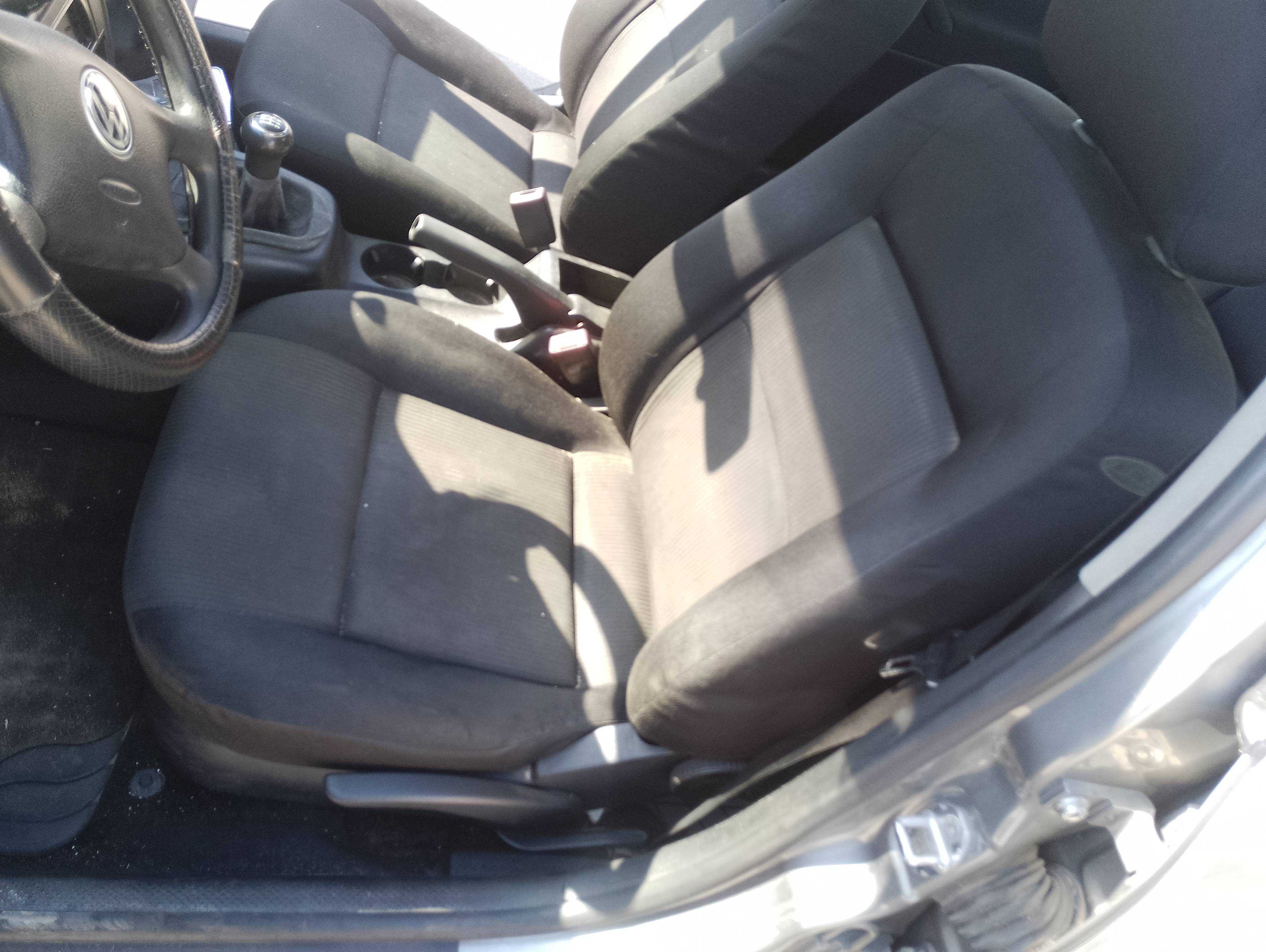 Recambio de asiento delantero izquierdo para volkswagen passat berlina (3b3) advance referencia OEM IAM   
