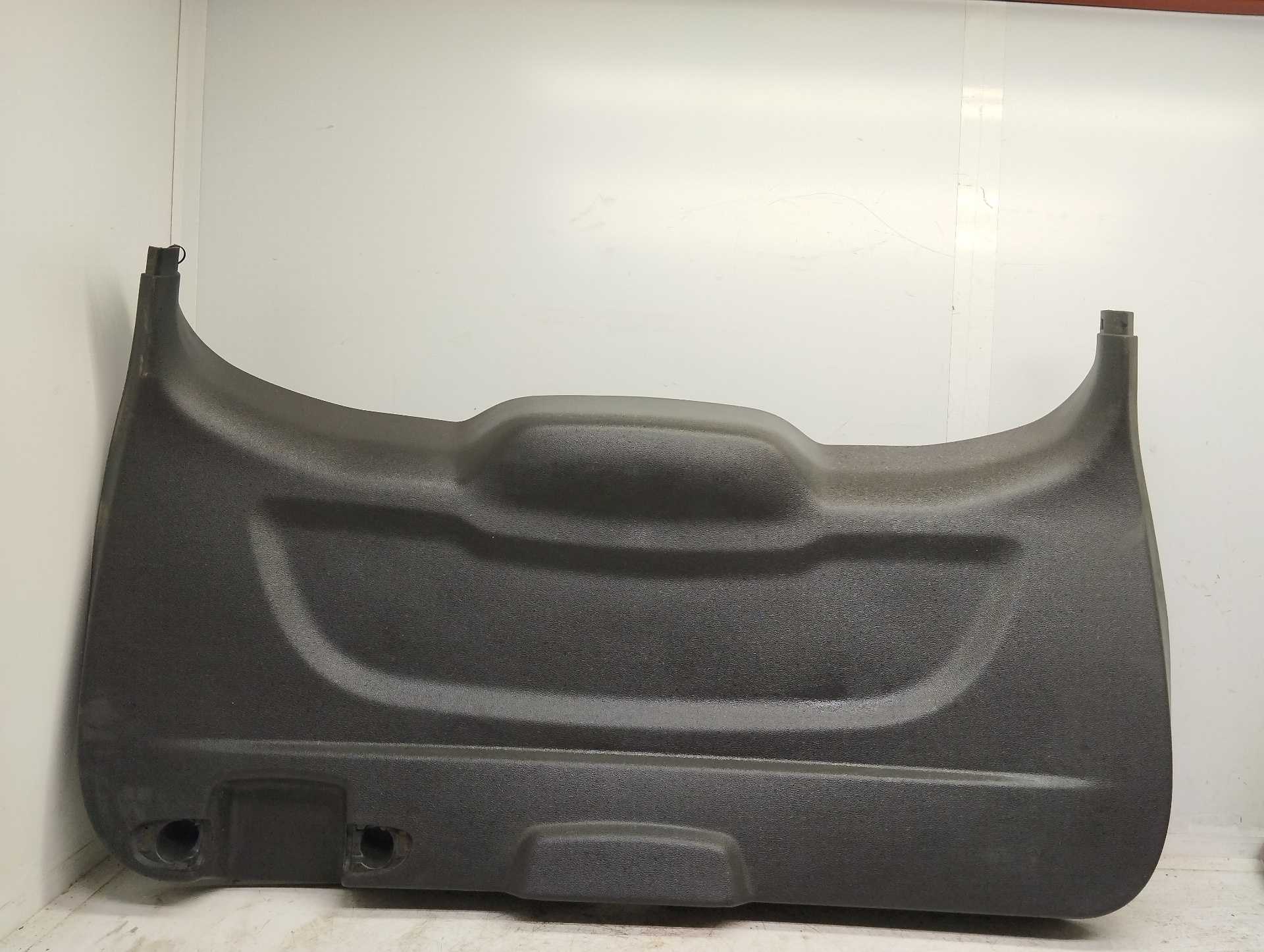 Recambio de guarnecido porton trasero para ford kuga (cbs) st-line 2wd referencia OEM IAM  2051692 