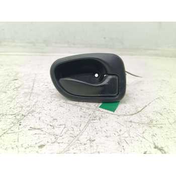 Recambio de maneta interior trasera derecha para hyundai accent (x3) 1.3 gls automático referencia OEM IAM 8262022000  