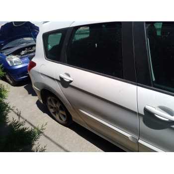 Recambio de puerta trasera derecha para peugeot 308 sw sportium referencia OEM IAM   