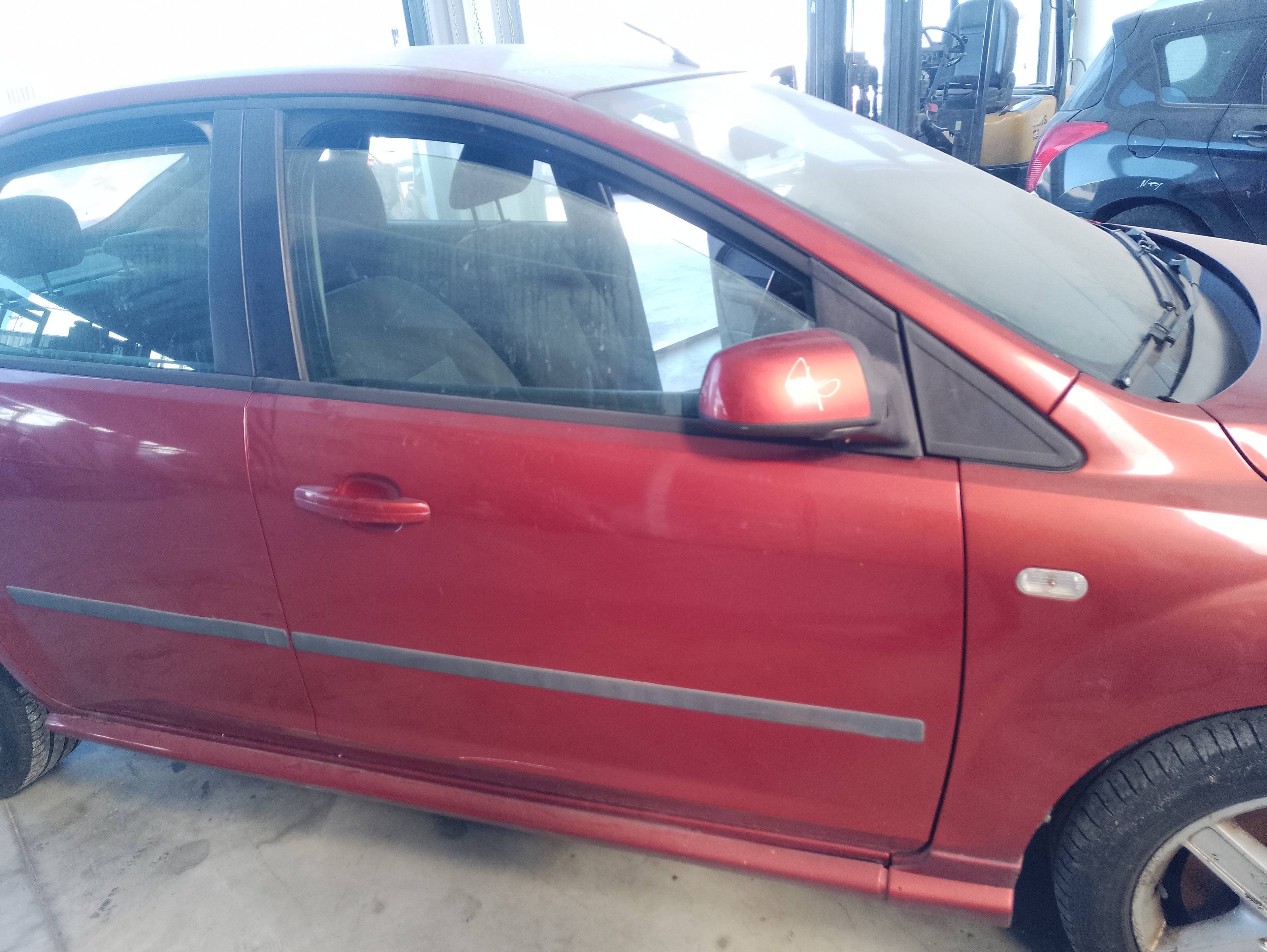 Recambio de puerta delantera derecha para ford focus berlina (cap) ambiente (d) referencia OEM IAM   