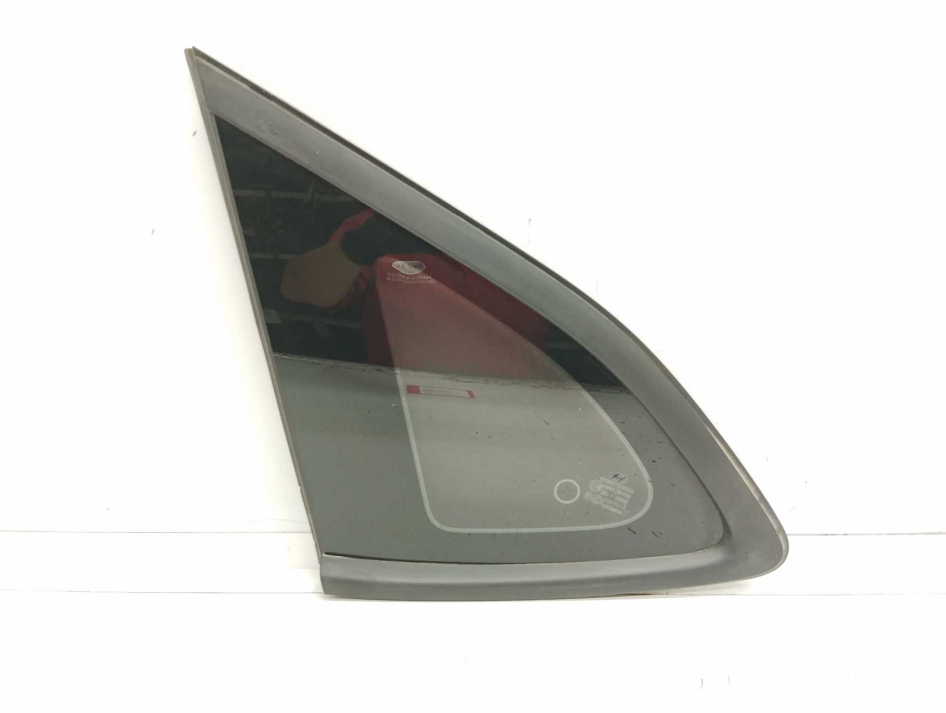 Recambio de luna custodia trasera izquierda para hyundai tucson classic blue referencia OEM IAM E001143 87810D3000 