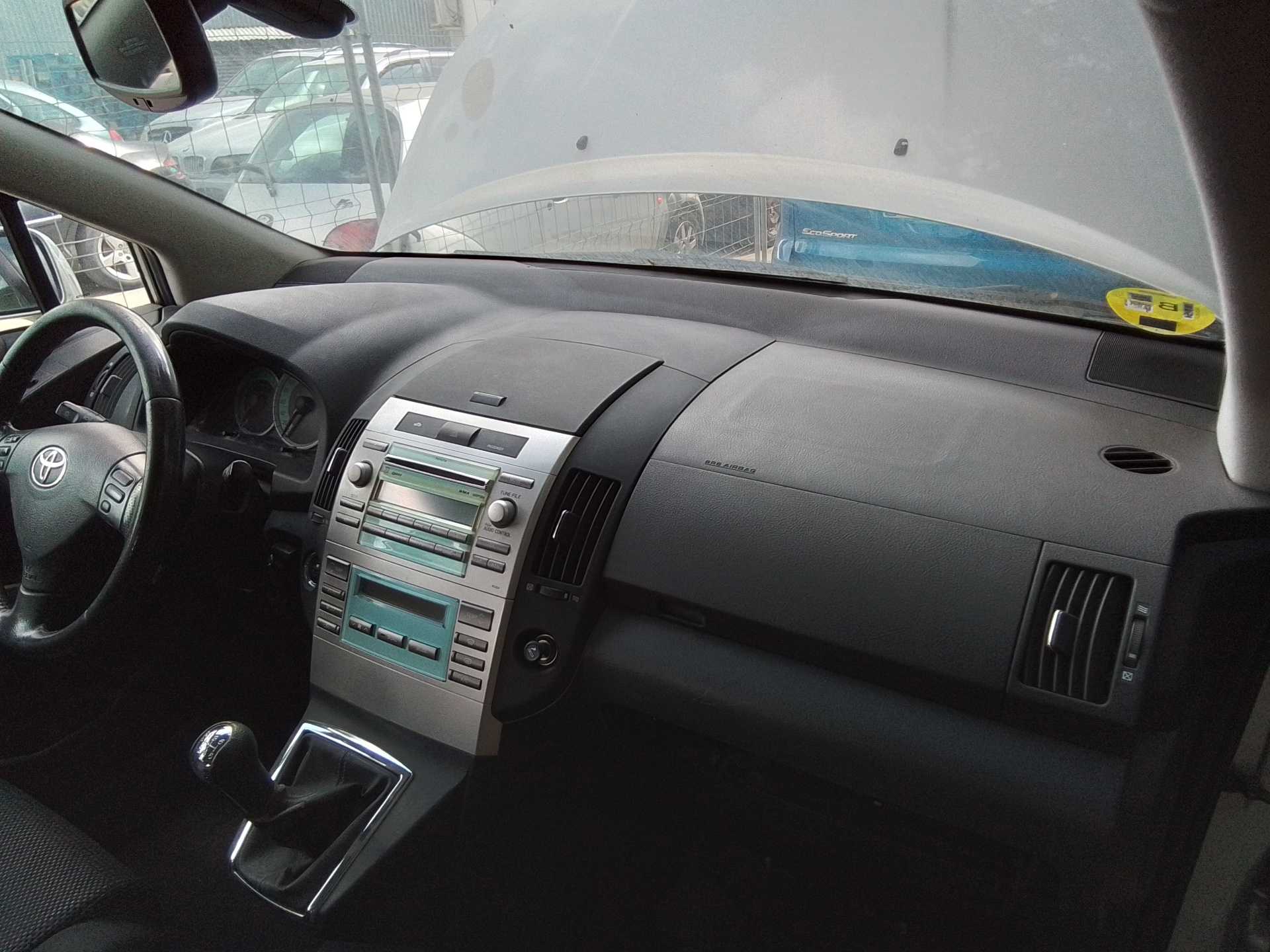 Recambio de salpicadero para toyota corolla verso (r1) 2,2 d-4d sport referencia OEM IAM   