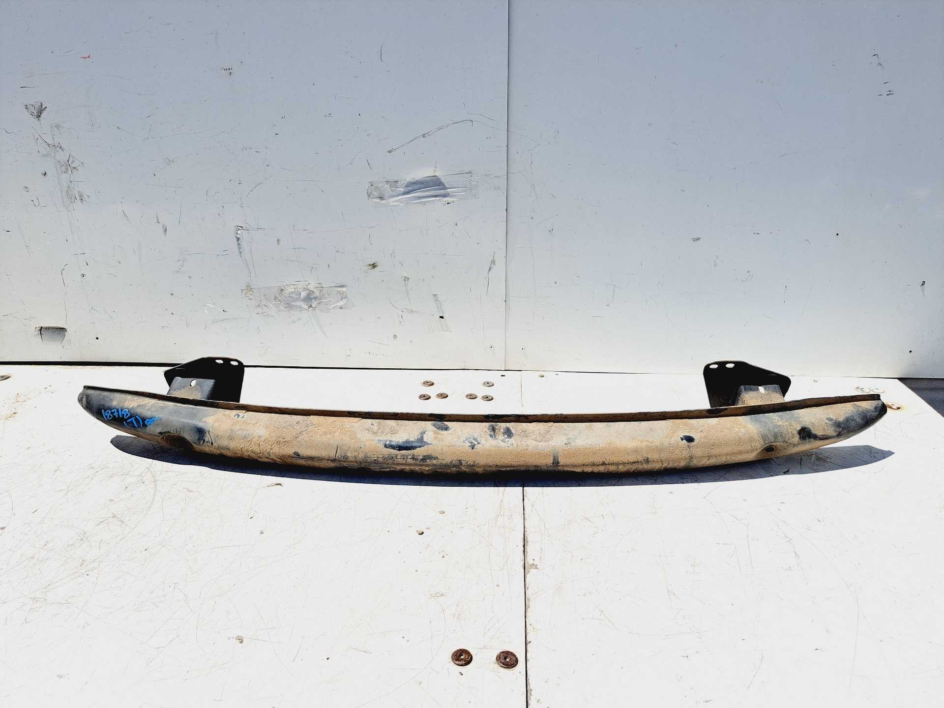 Recambio de refuerzo paragolpes trasero para volkswagen golf iv berlina (1j1) 25 aniversario referencia OEM IAM   