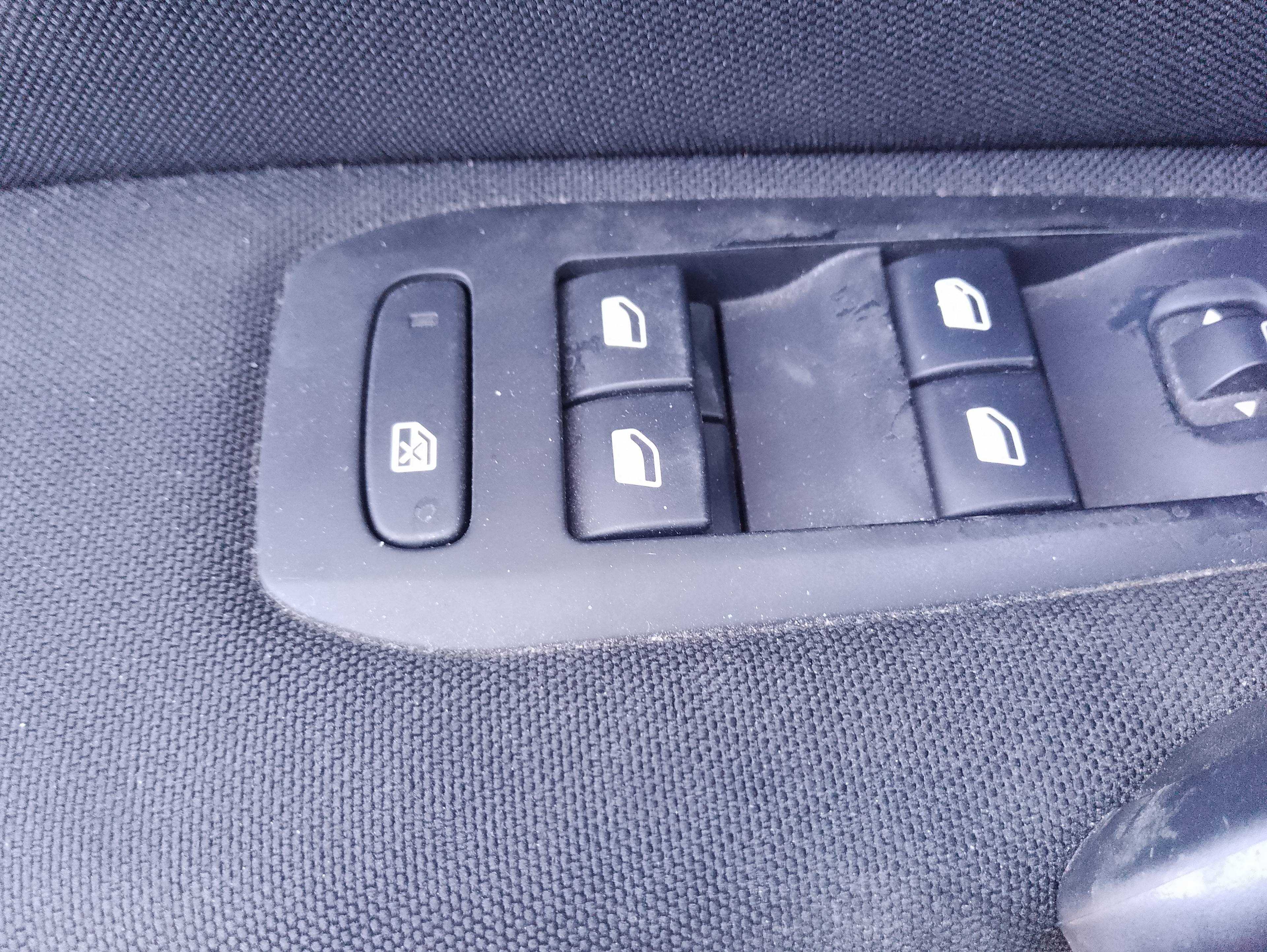 Recambio de mando elevalunas delantero izquierdo para peugeot 308 active referencia OEM IAM   