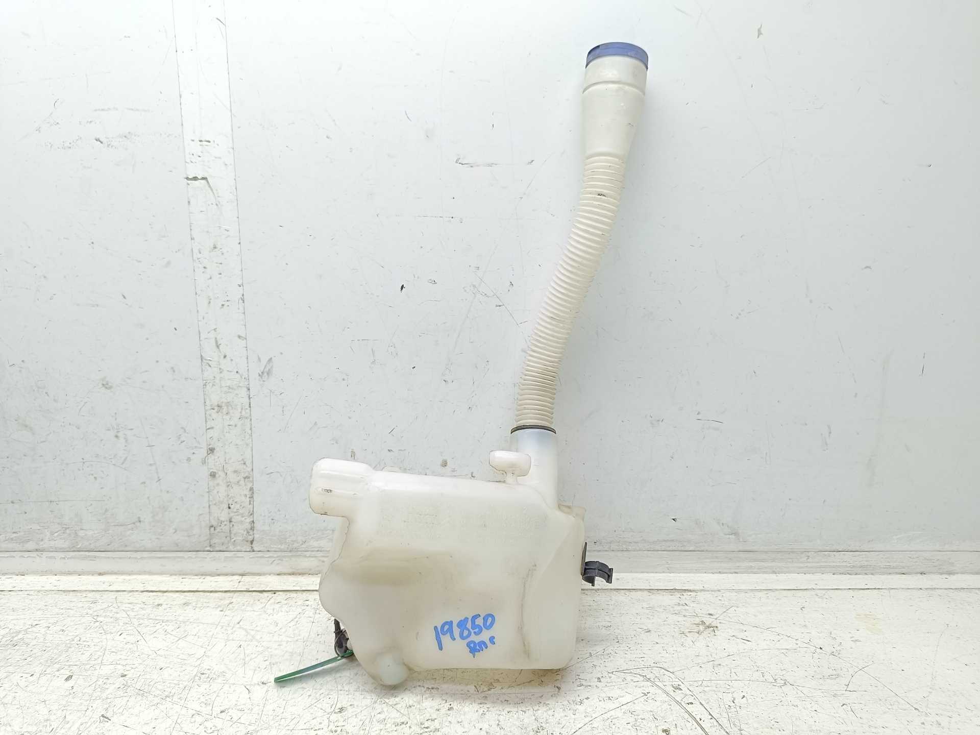 Recambio de deposito limpia para citroën berlingo station wagon xtr referencia OEM IAM 9671568380  