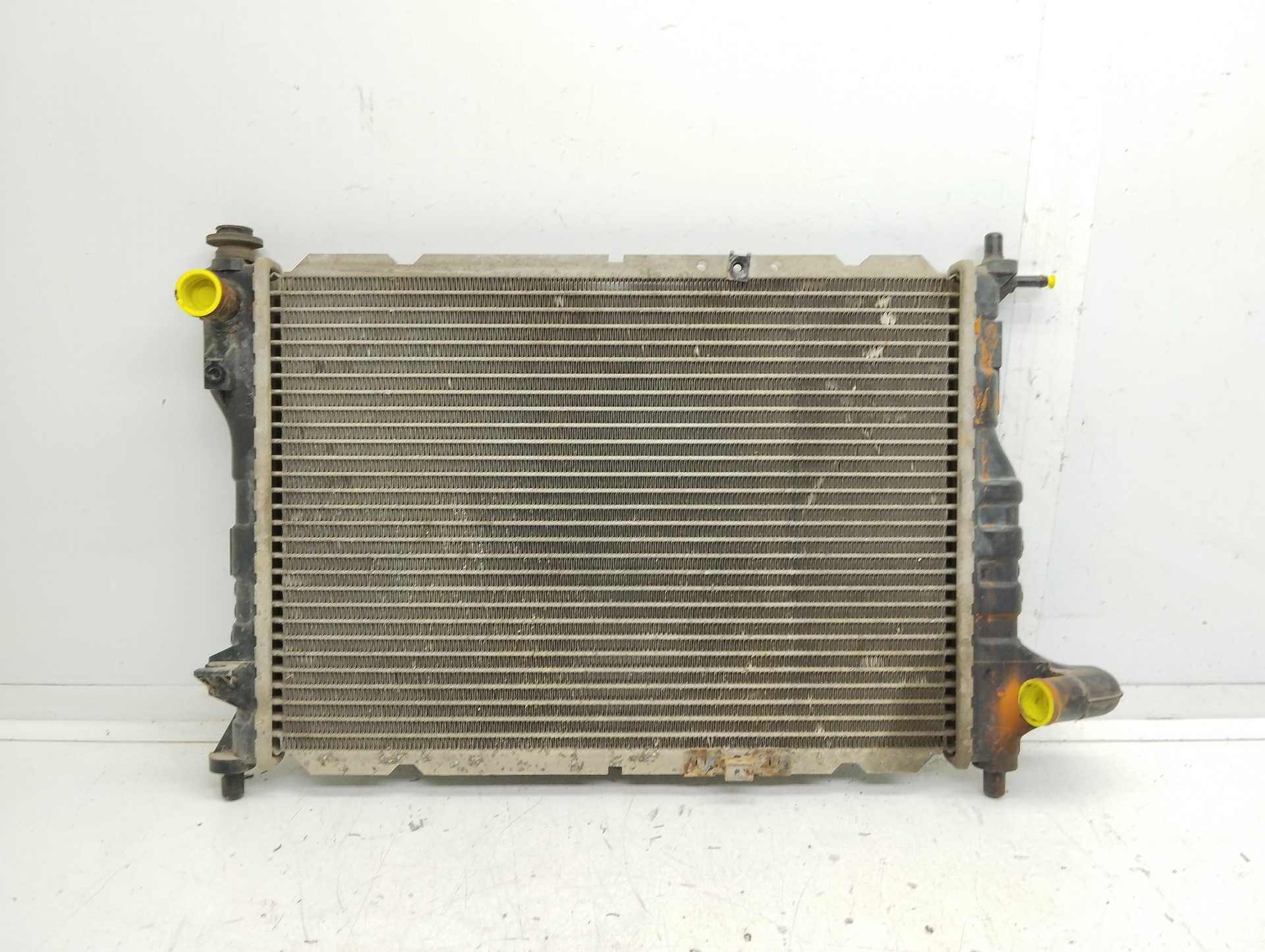 Recambio de radiador agua para chevrolet matiz se referencia OEM IAM PA66GR80  