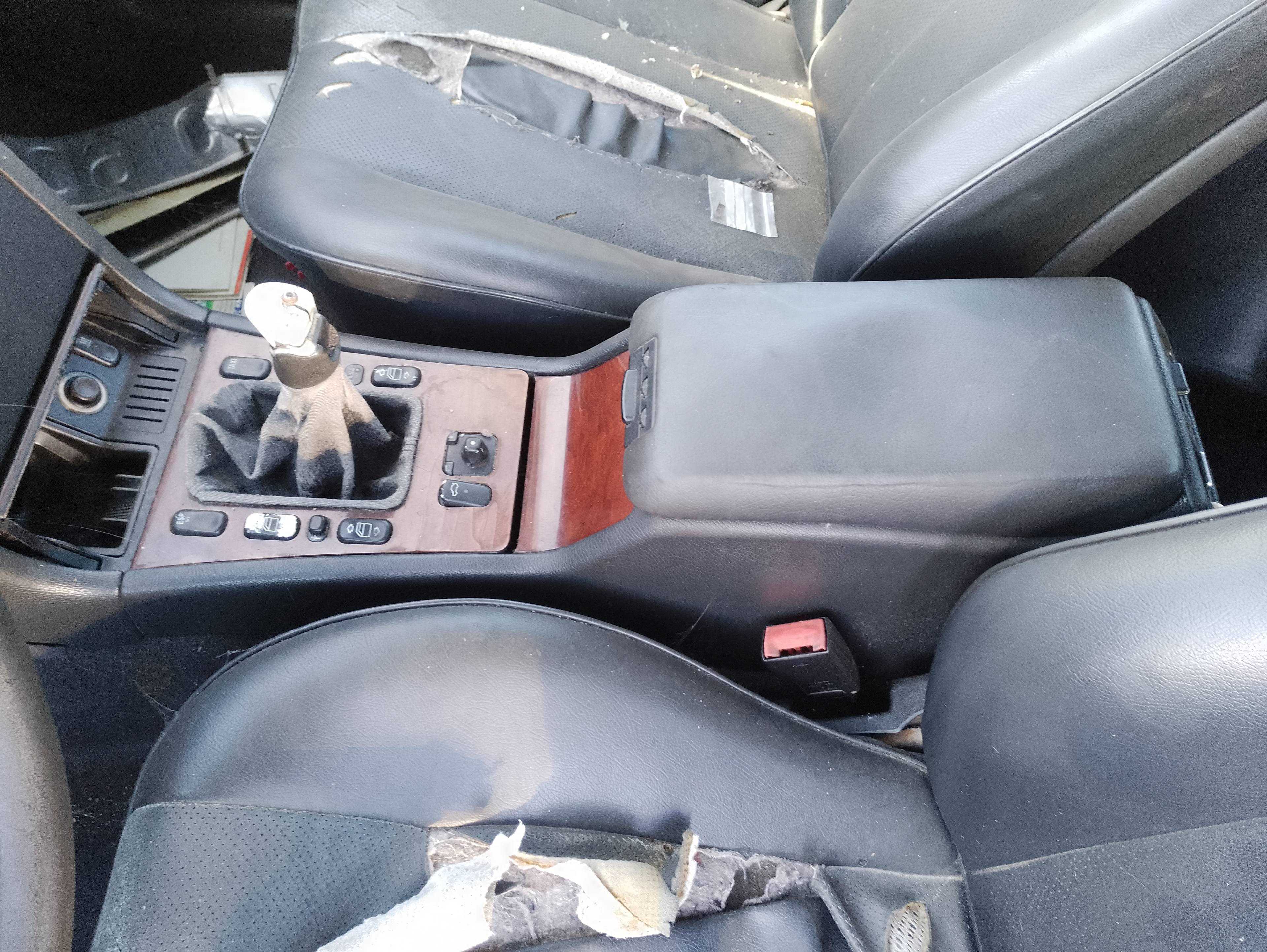 Recambio de apoyabrazos central para mercedes-benz clase e (w210) berlina diesel 270 cdi (210.016) referencia OEM IAM   