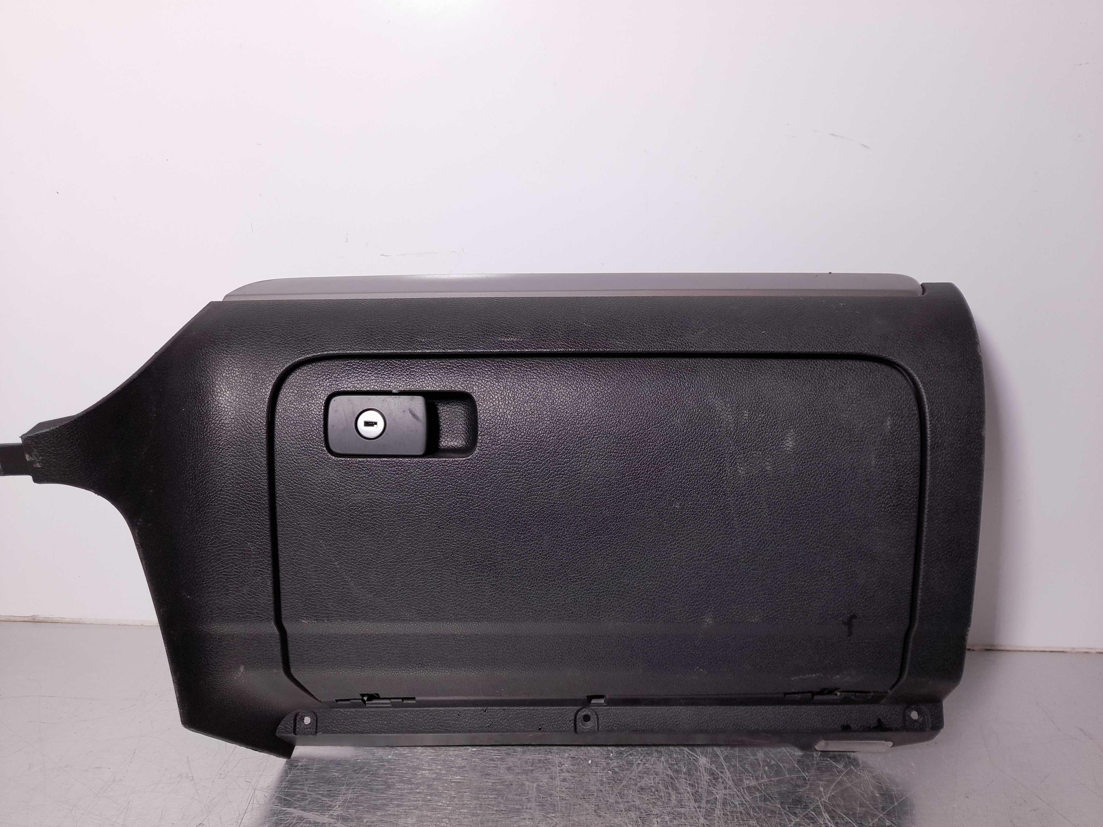 Recambio de guantera para volkswagen golf vi (5k1) advance bluemotion referencia OEM IAM   