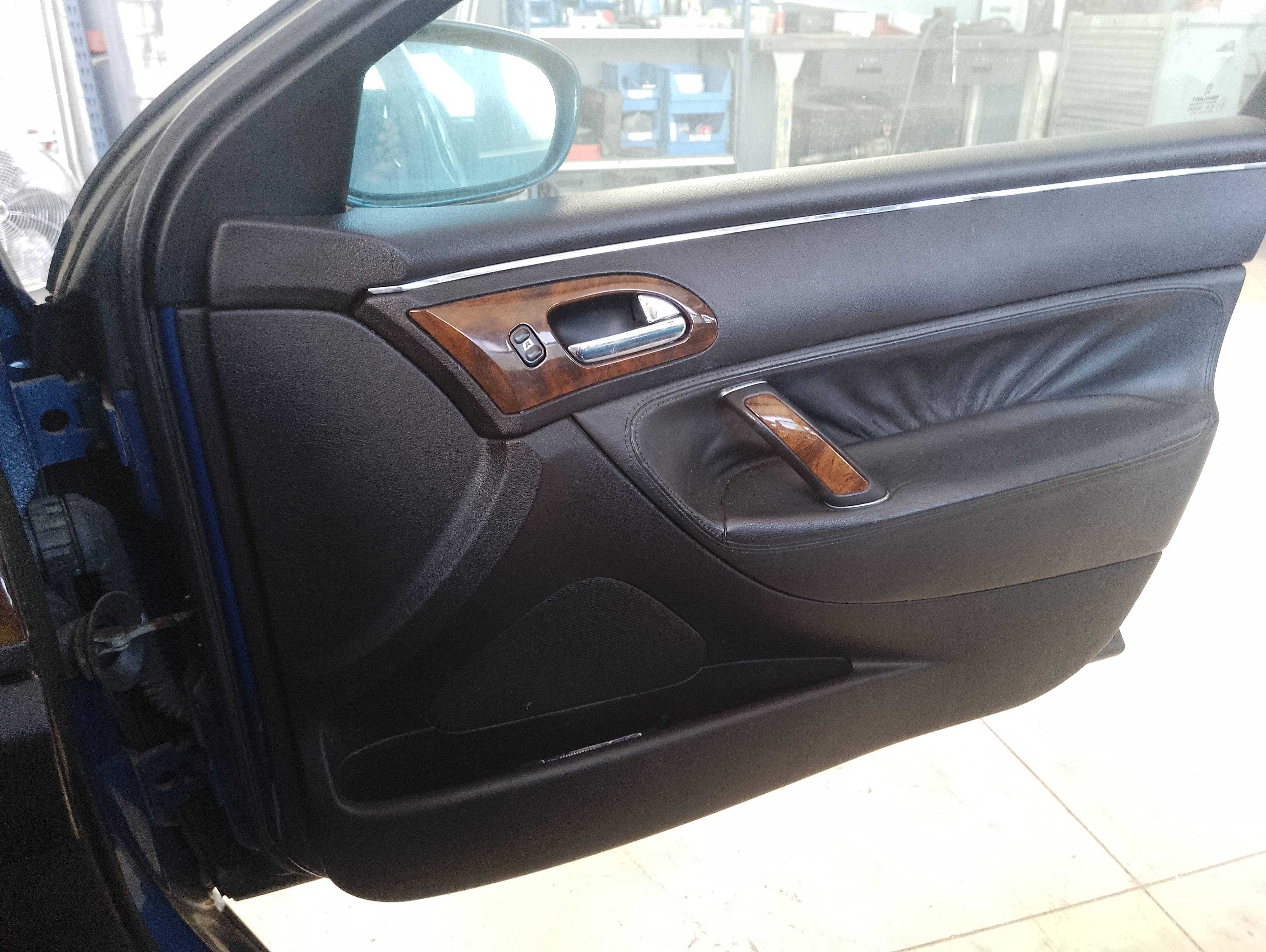Recambio de guarnecido puerta delantera derecha para peugeot 607 (s1) pack referencia OEM IAM   