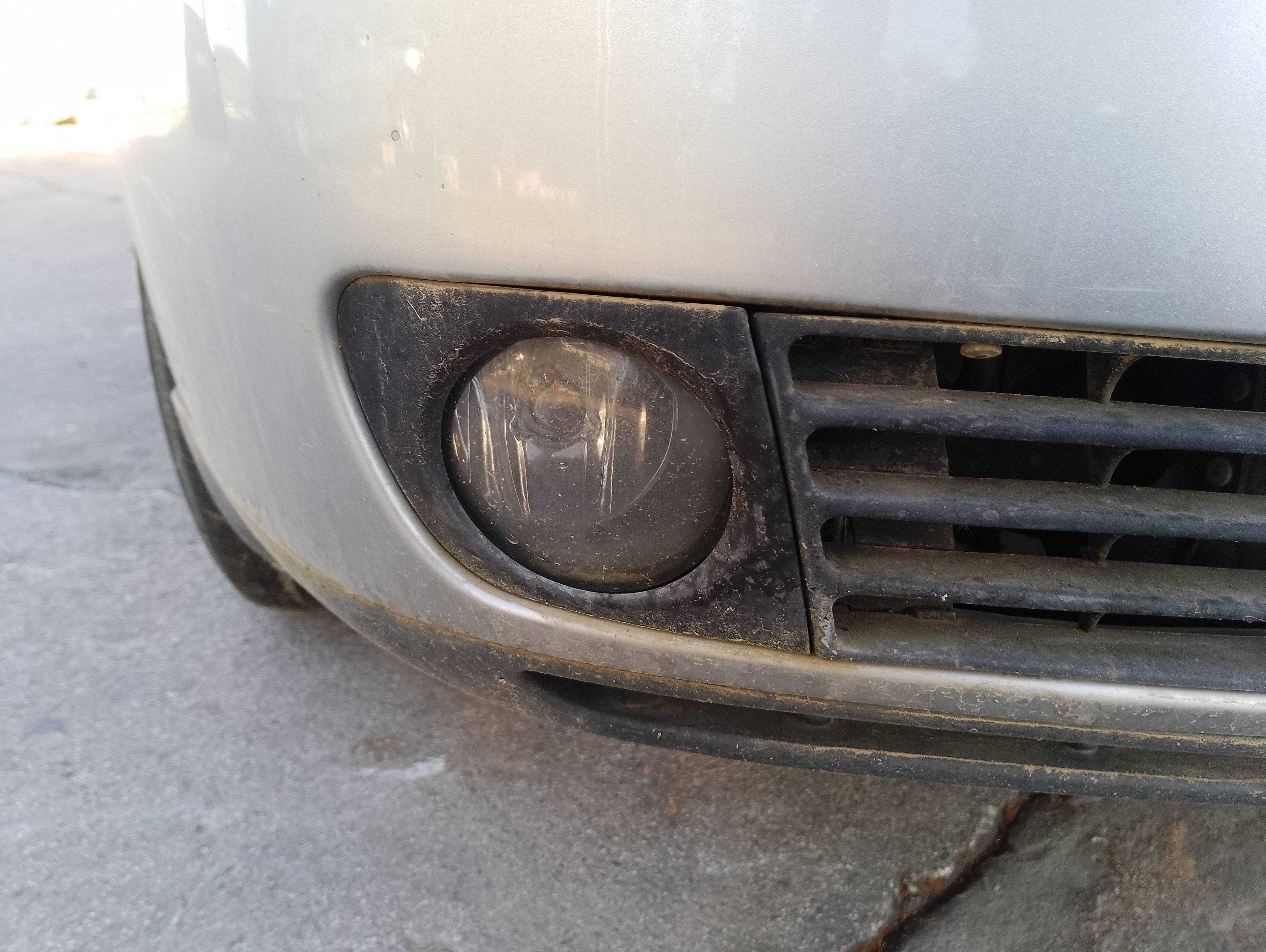 Recambio de faro antiniebla derecho para audi a4 berlina (b5) 1.9 tdi referencia OEM IAM   