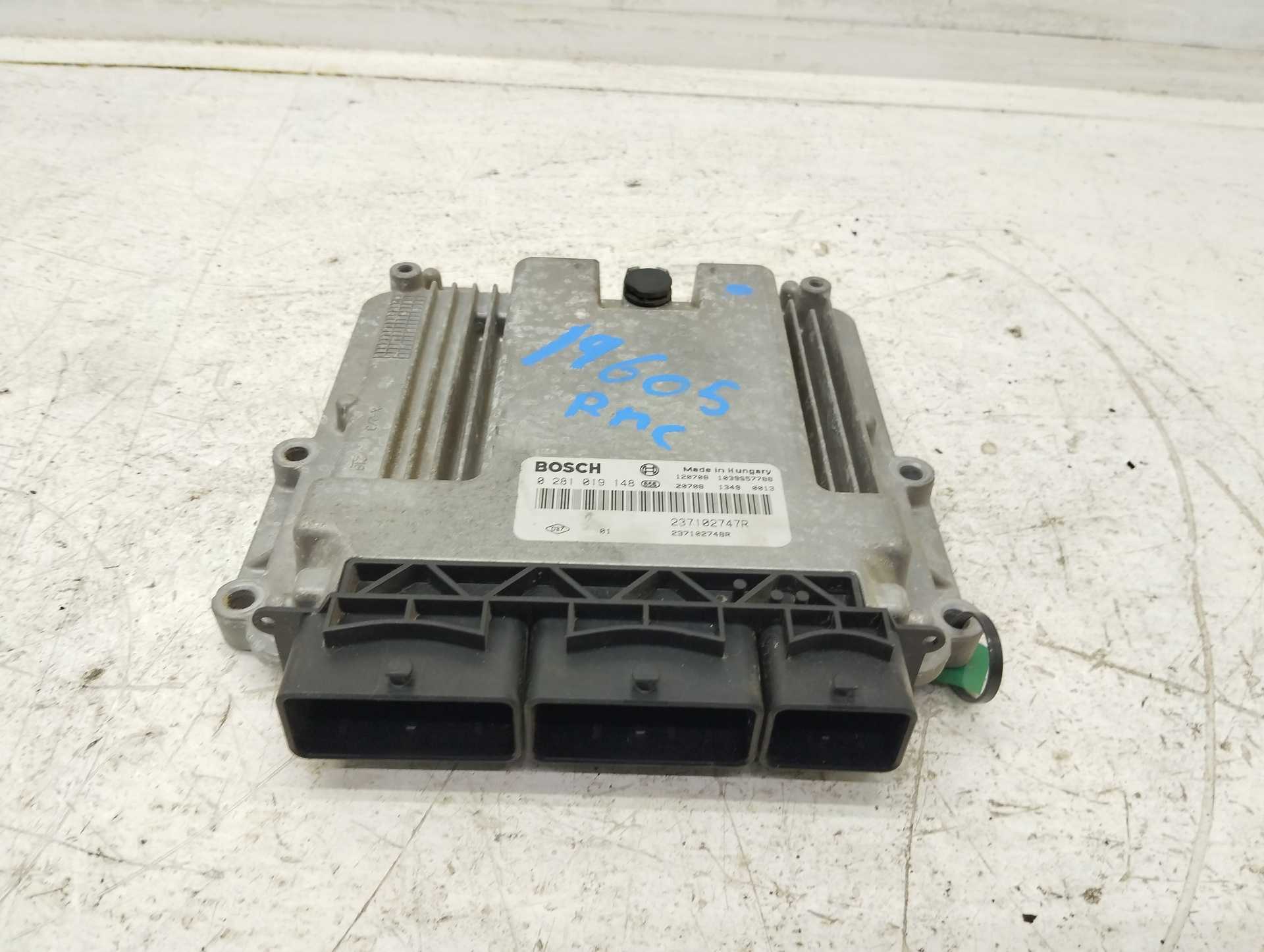 Recambio de centralita motor uce para renault clio iv 1.5 dci referencia OEM IAM 237102747R 0281019148 