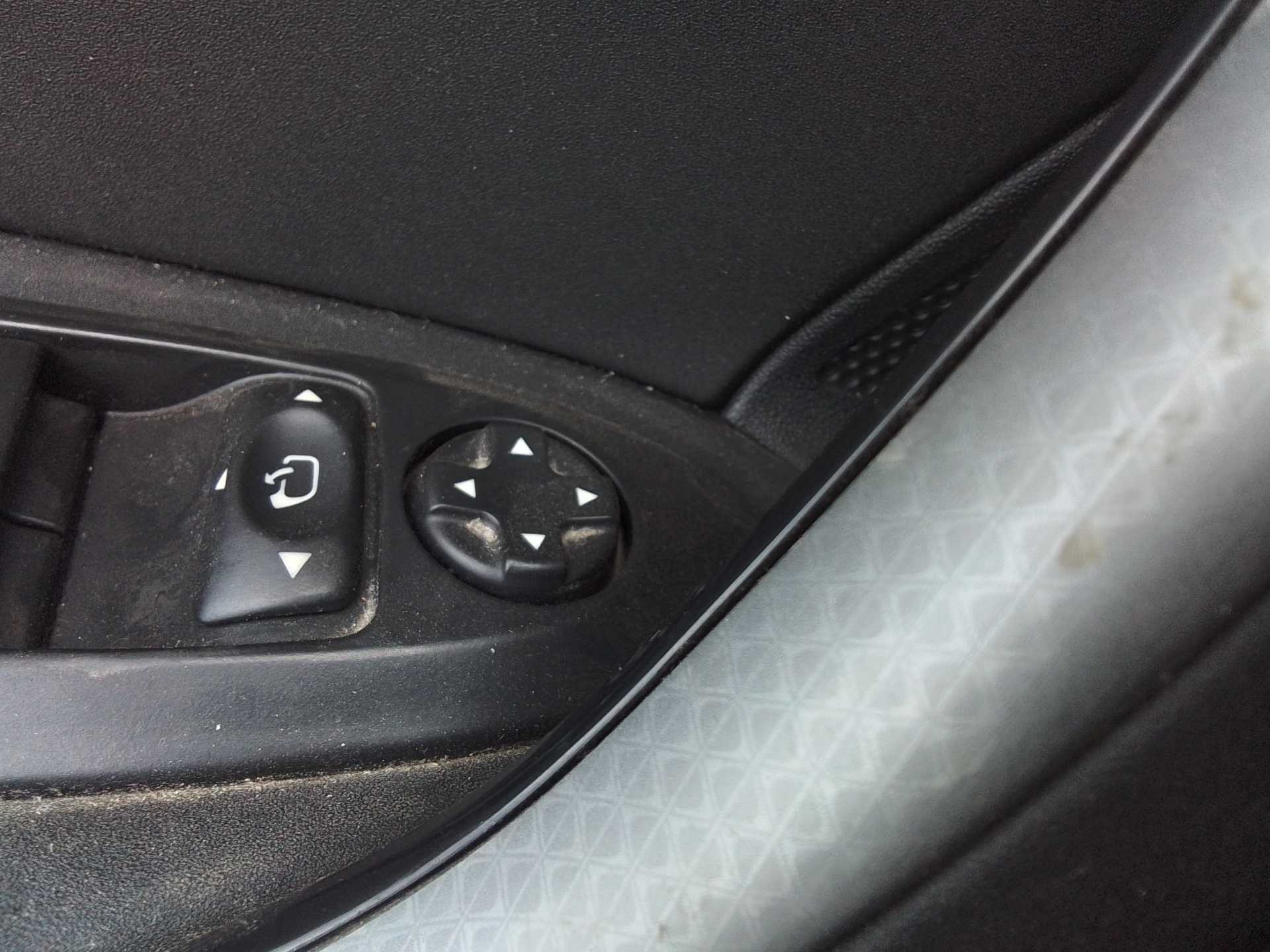 Recambio de mando retrovisor para ds 4 basis referencia OEM IAM   