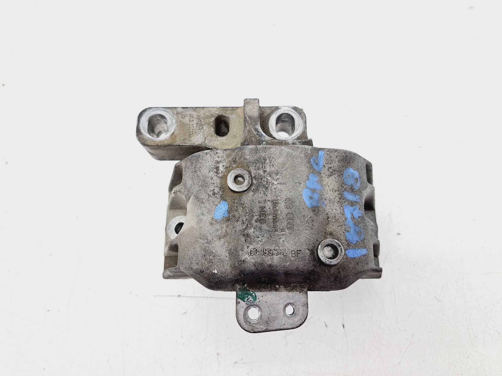 Recambio de soporte motor derecho para volkswagen golf iv berlina (1j1) 25 aniversario referencia OEM IAM 1J0199262  