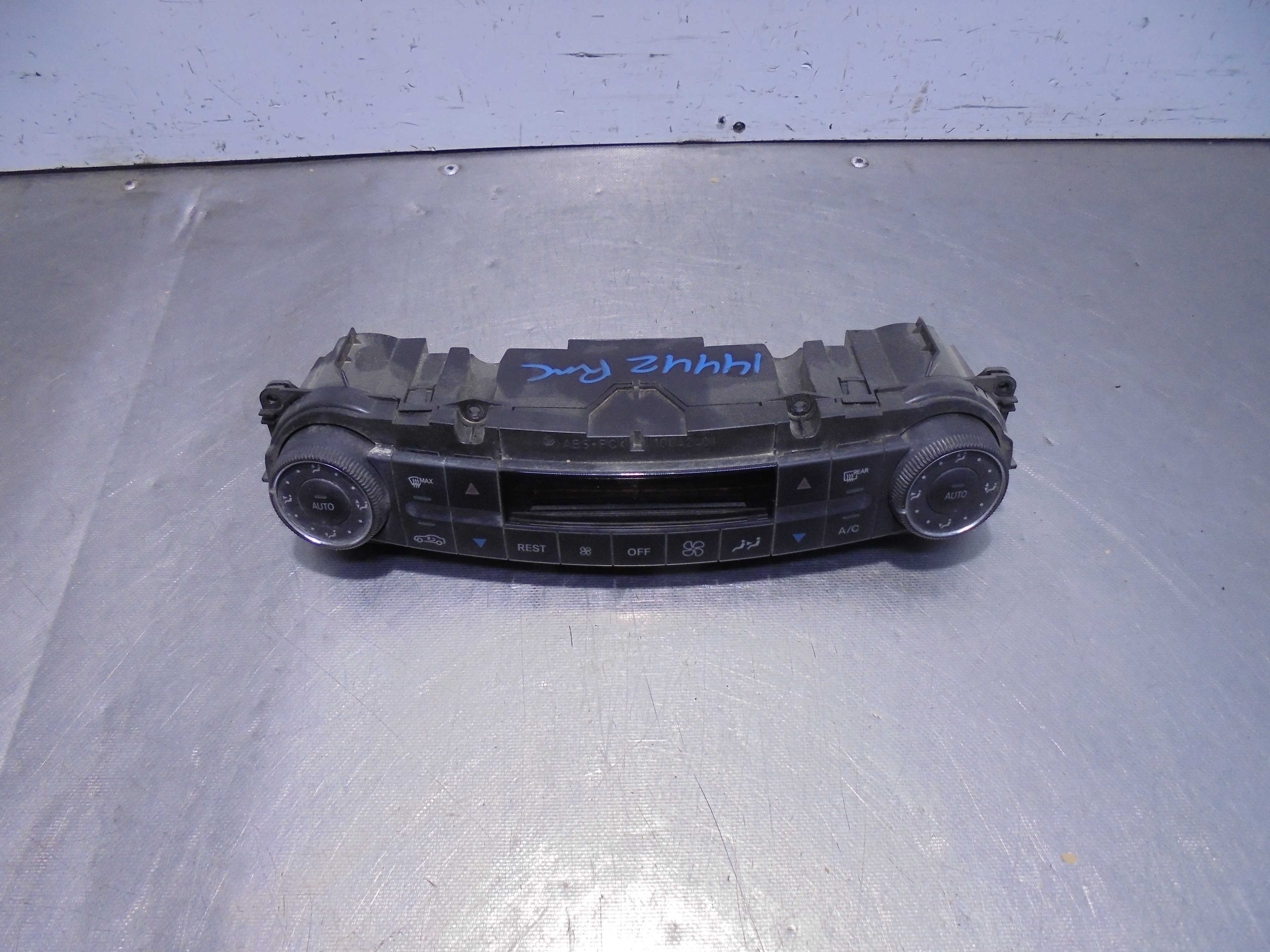 Recambio de mando climatizador para mercedes-benz clase cls (w219) 350 cgi (219.357) referencia OEM IAM 2198303385 VDO 