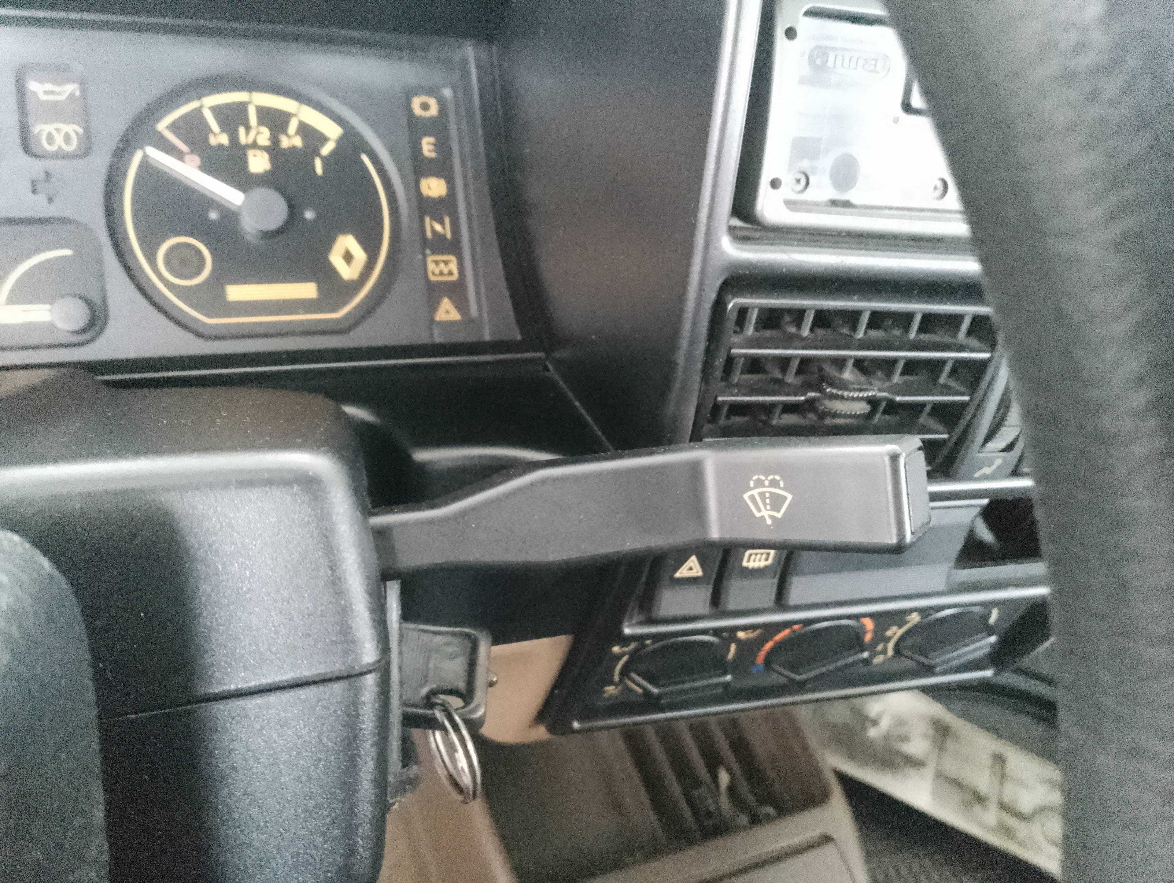 Recambio de mando limpia para renault 19 hatchback (b/c53) gtd referencia OEM IAM   
