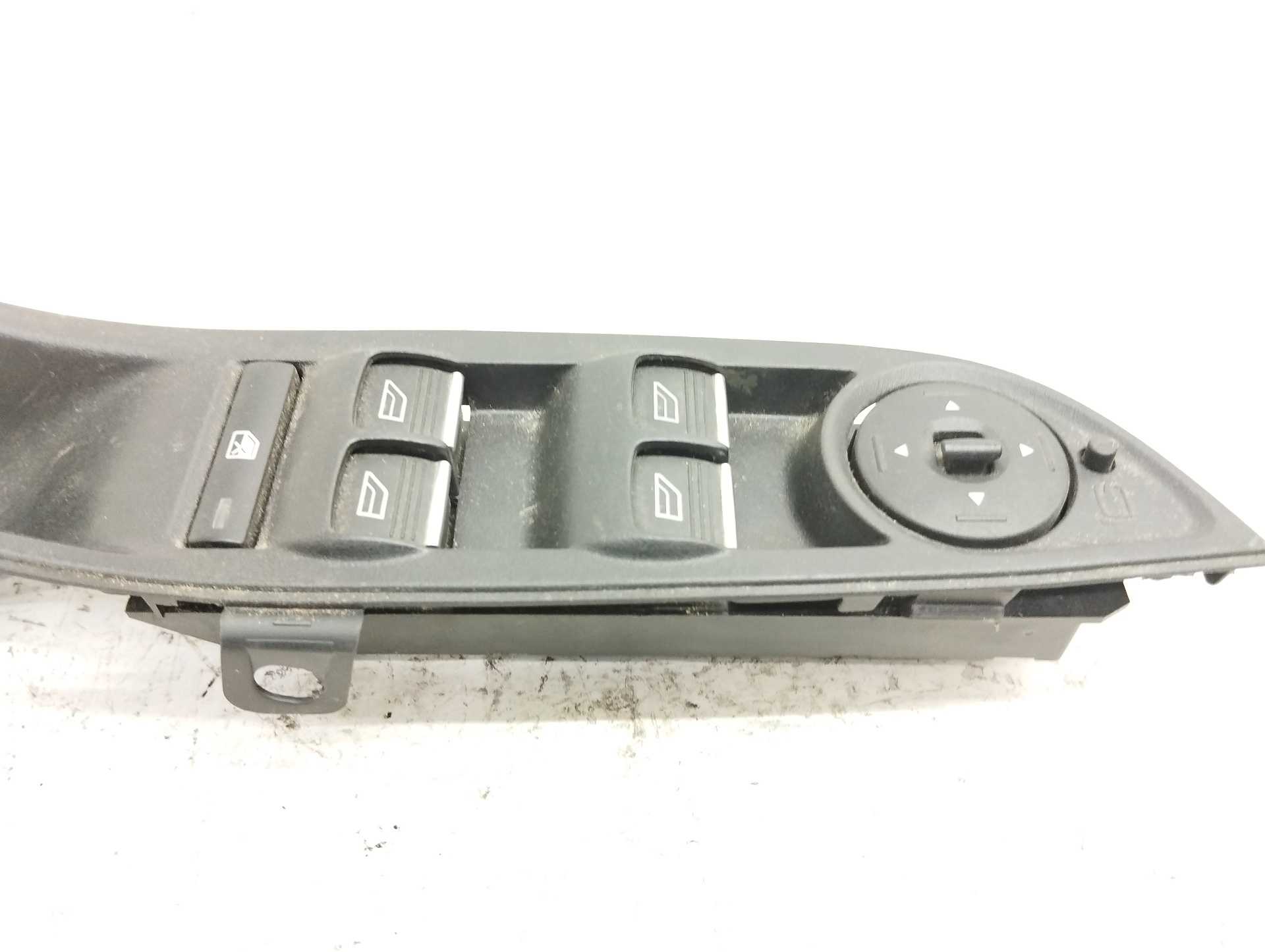 Recambio de mando elevalunas delantero izquierdo para ford focus lim. (cb8) sport referencia OEM IAM 3S010130328  
