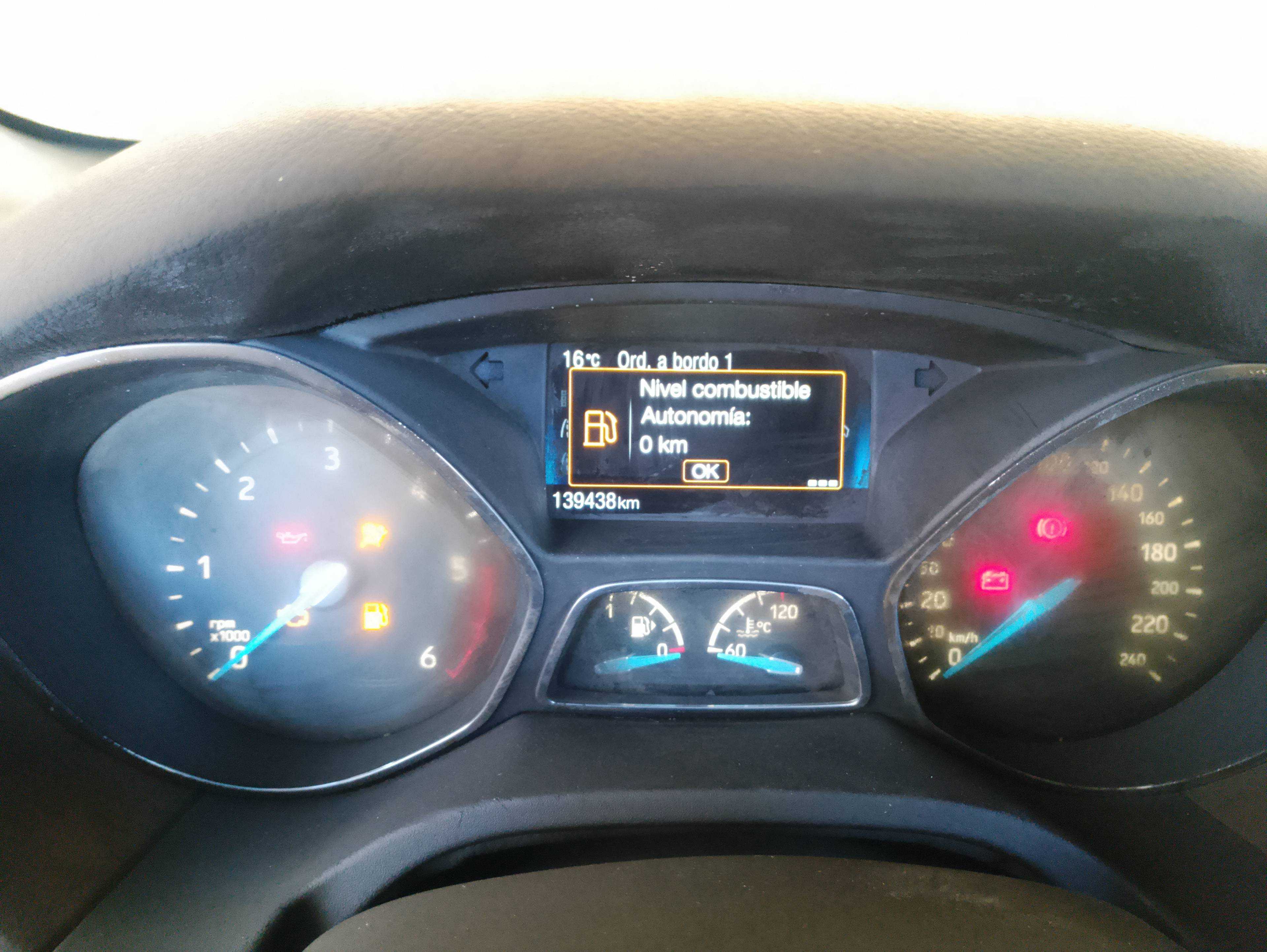 Recambio de cuadro instrumentos para ford focus lim. black&red referencia OEM IAM   
