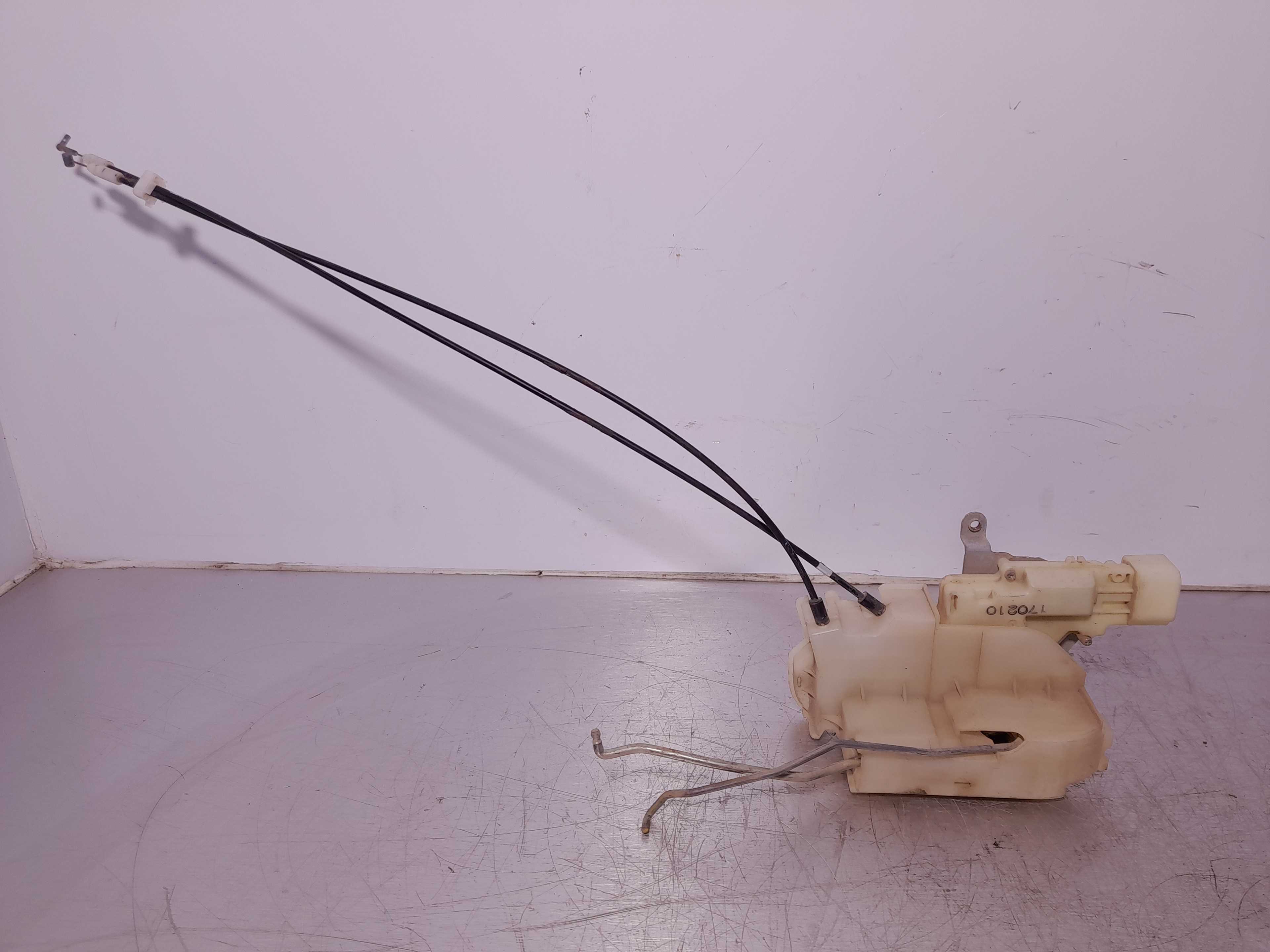 Recambio de cerradura puerta delantera derecha para isuzu d-max crew cab 4wd referencia OEM IAM   