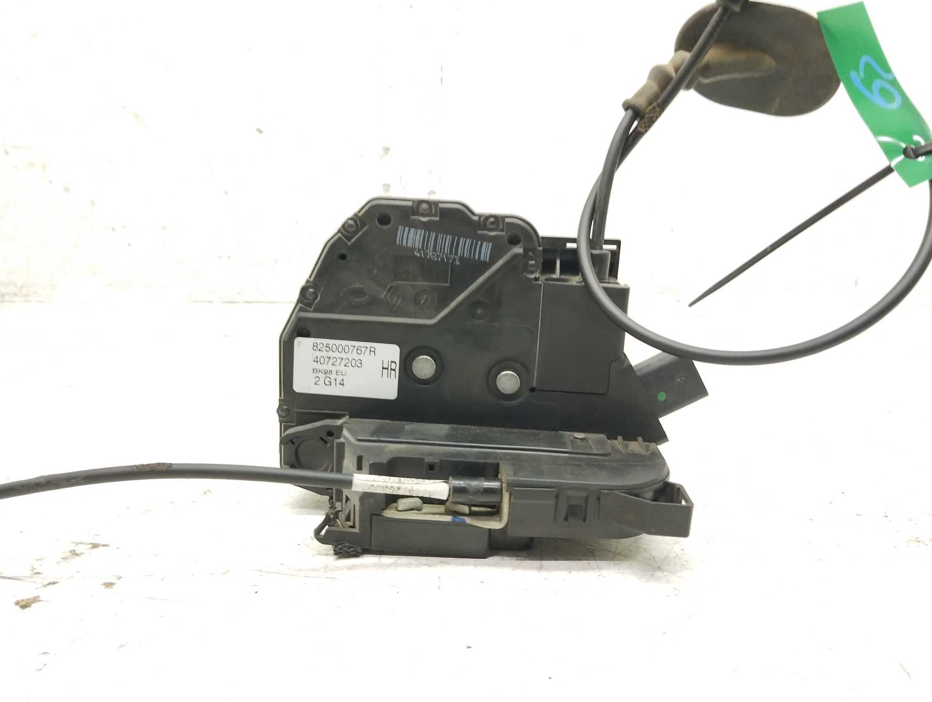 Recambio de cerradura puerta trasera derecha para renault clio iv 1.5 dci referencia OEM IAM 825000767R 40727203 