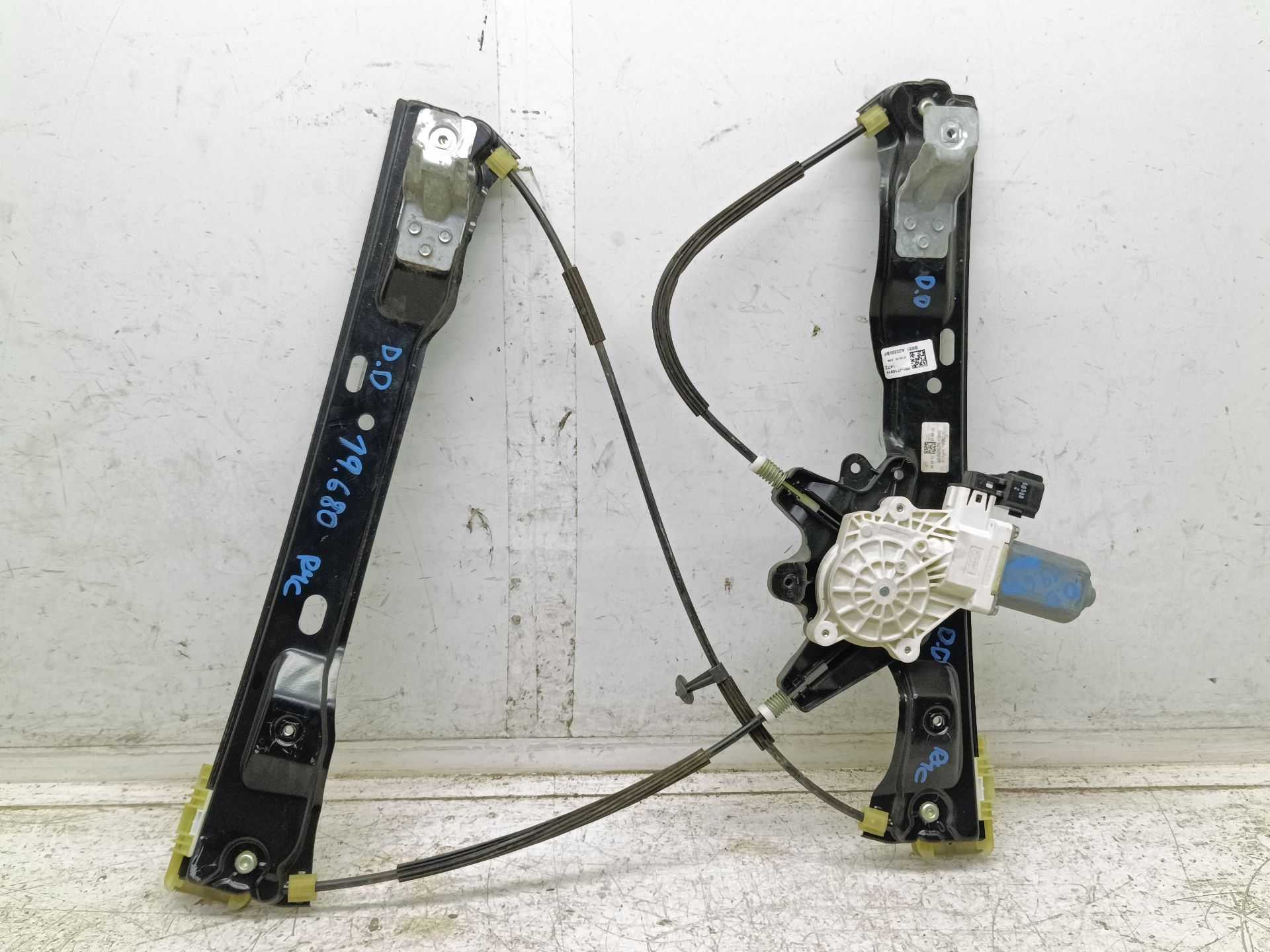 Recambio de elevalunas delantero derecho para ford focus lim. black&red referencia OEM IAM BM51A23200BF  