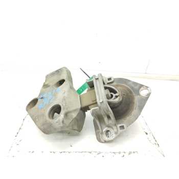 Recambio de soporte motor derecho para renault laguna (b56) 1.9 dti carminat (a) referencia OEM IAM 330730221  