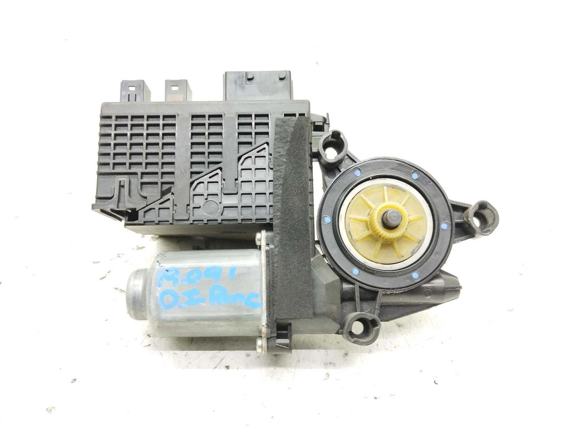 Recambio de motor elevalunas delantero izquierdo para citroën c4 grand picasso avatar referencia OEM IAM 9682495680 400965E 