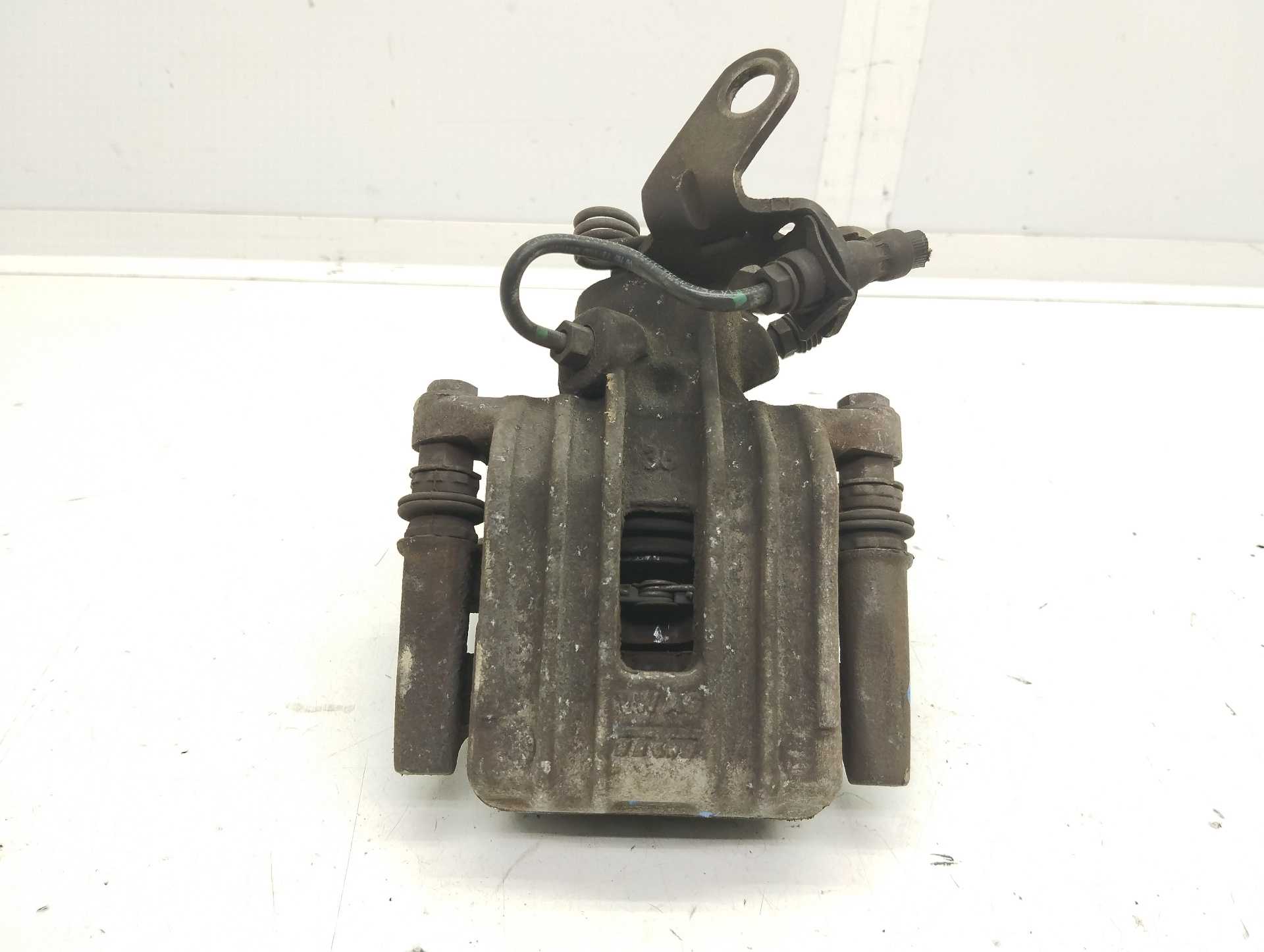 Recambio de pinza de freno trasera izquierda para audi a3 (8p) 1.6 tdi ambiente referencia OEM IAM 1K0615423J  