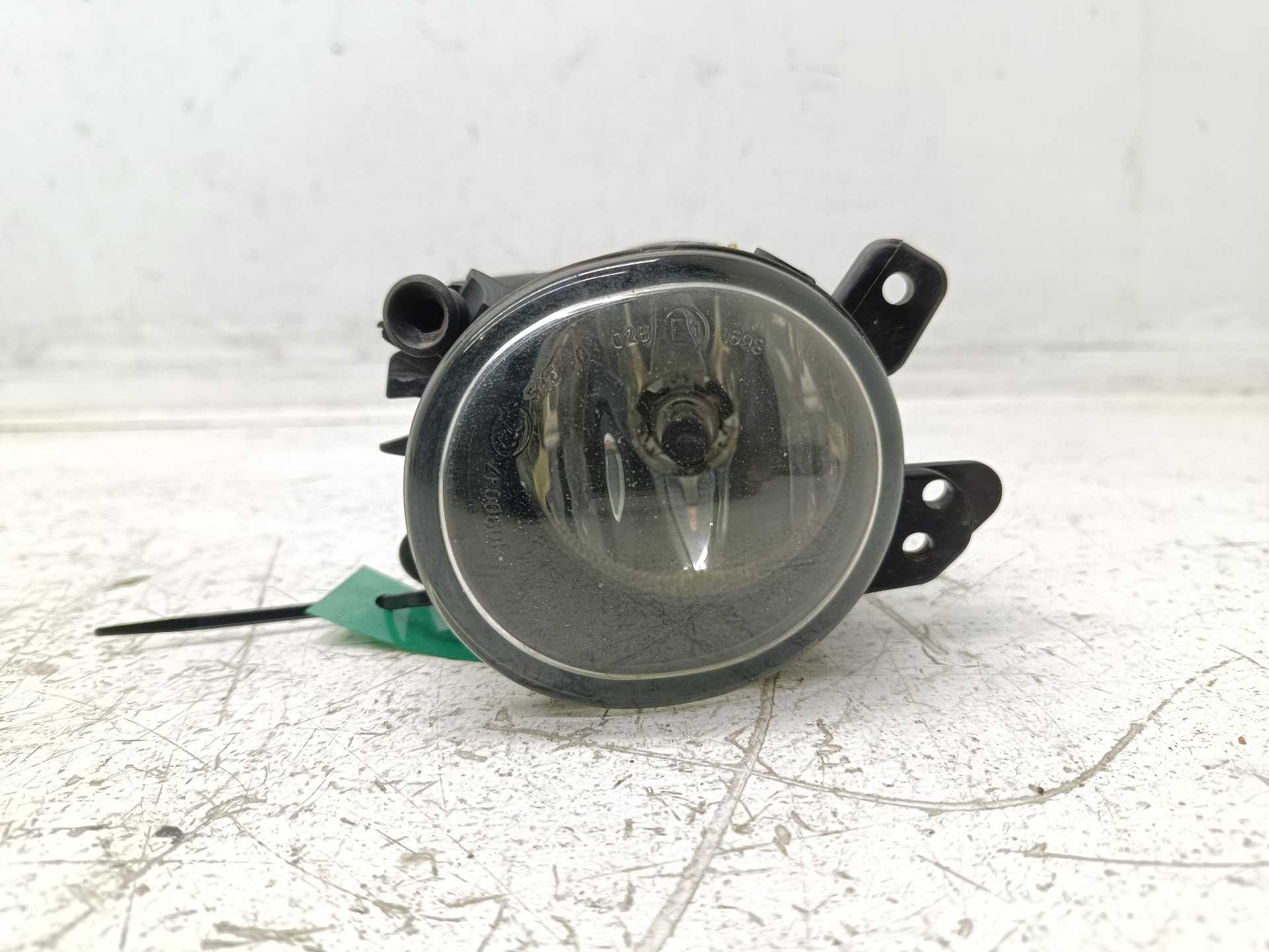 Recambio de faro antiniebla izquierdo para mercedes-benz clase a (w169) 2.0 cdi cat referencia OEM IAM A2518200756  