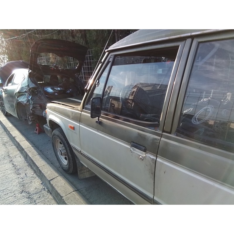 Recambio de puerta delantera izquierda para mitsubishi pajero 2.3 diesel referencia OEM IAM   