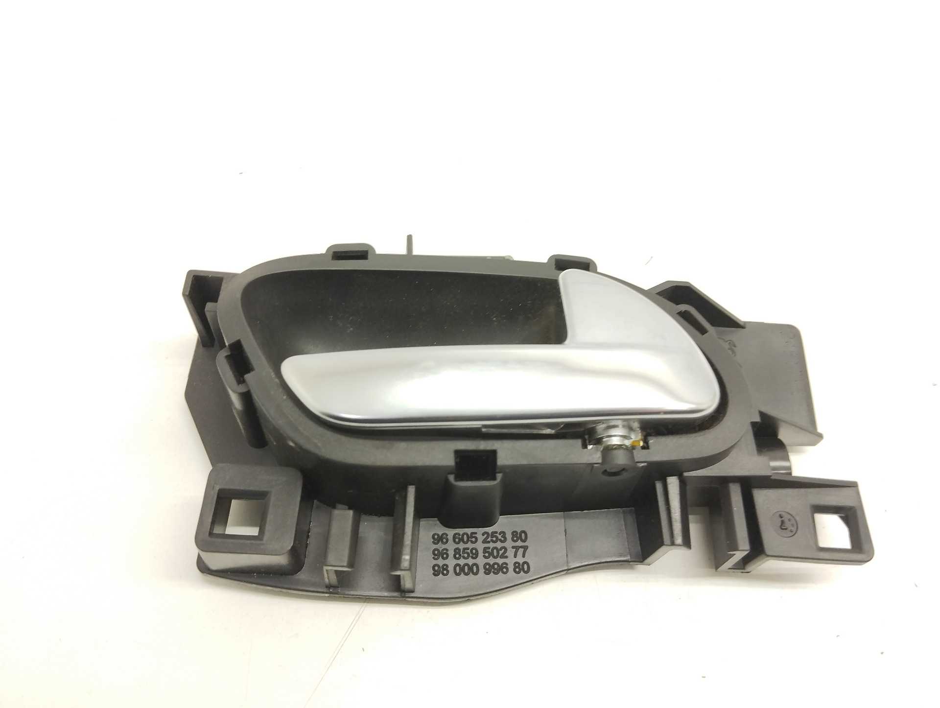 Recambio de maneta interior trasera derecha para ds 4 basis referencia OEM IAM 9660525380  