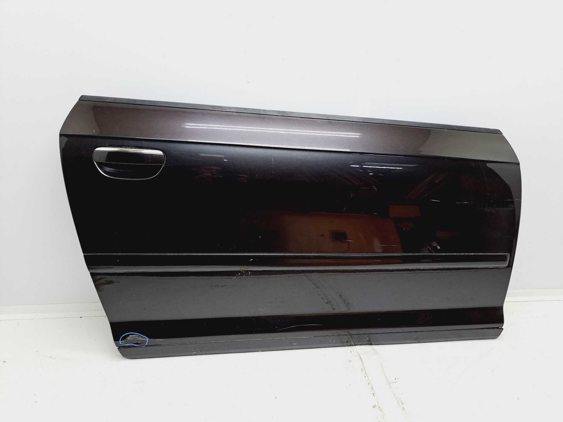Recambio de puerta delantera derecha para audi a3 (8p) 1.6 tdi ambiente referencia OEM IAM 8P3831052D  