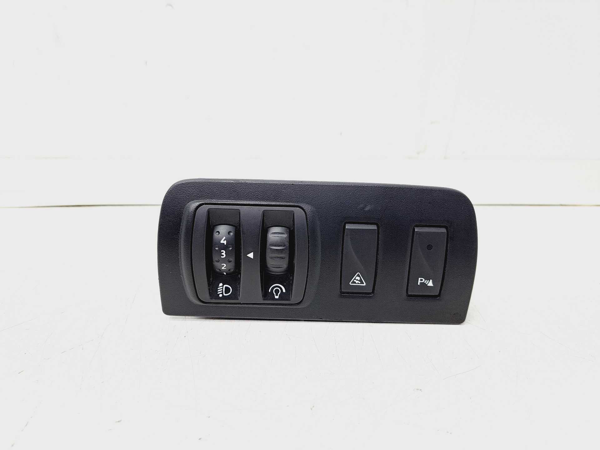 Recambio de mando multifuncion para renault fluence 1.5 dci diesel fap referencia OEM IAM 251837324R  