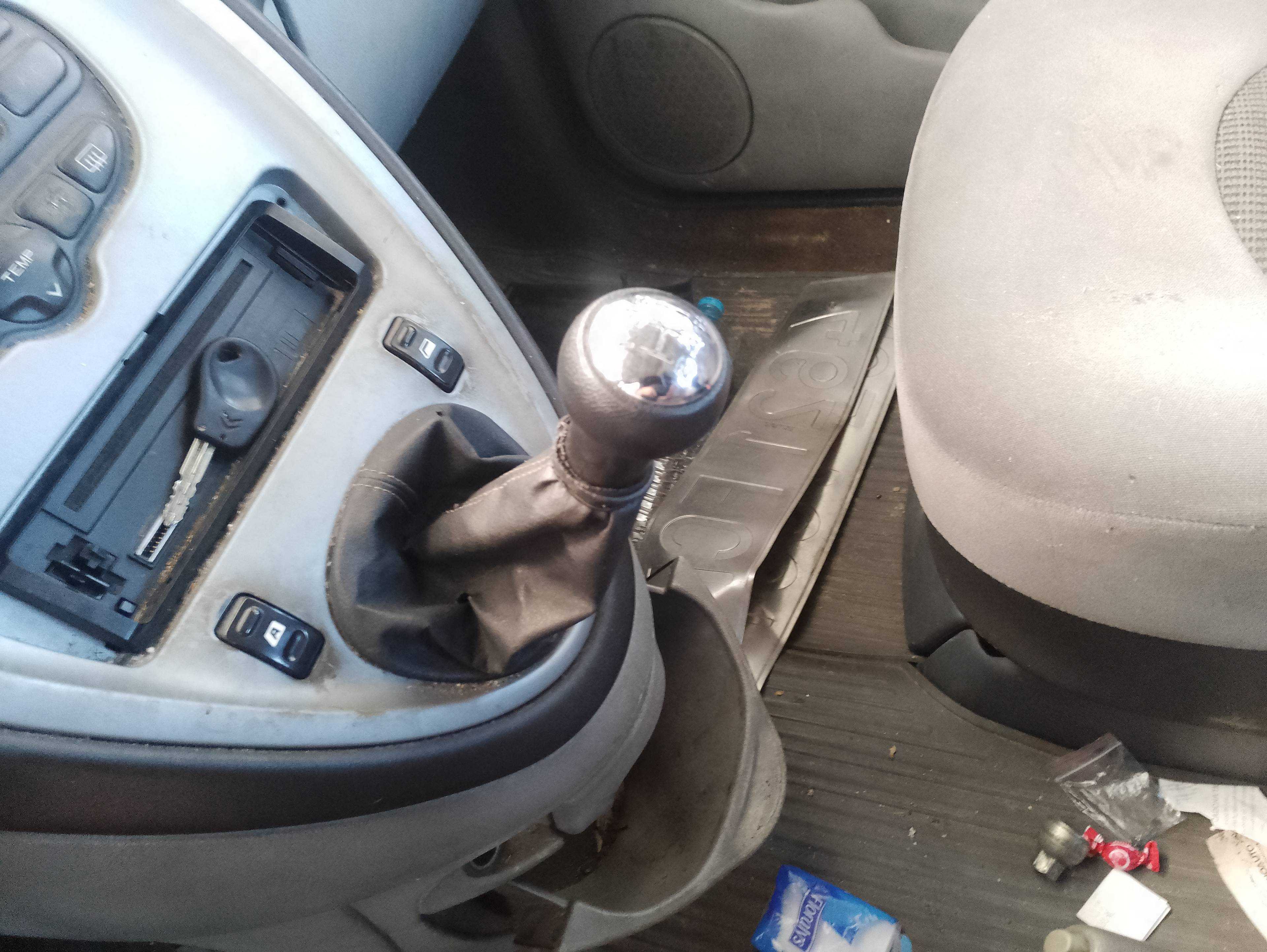 Recambio de palanca cambio para citroën xsara picasso 1.6 hdi 90 exclusive referencia OEM IAM   