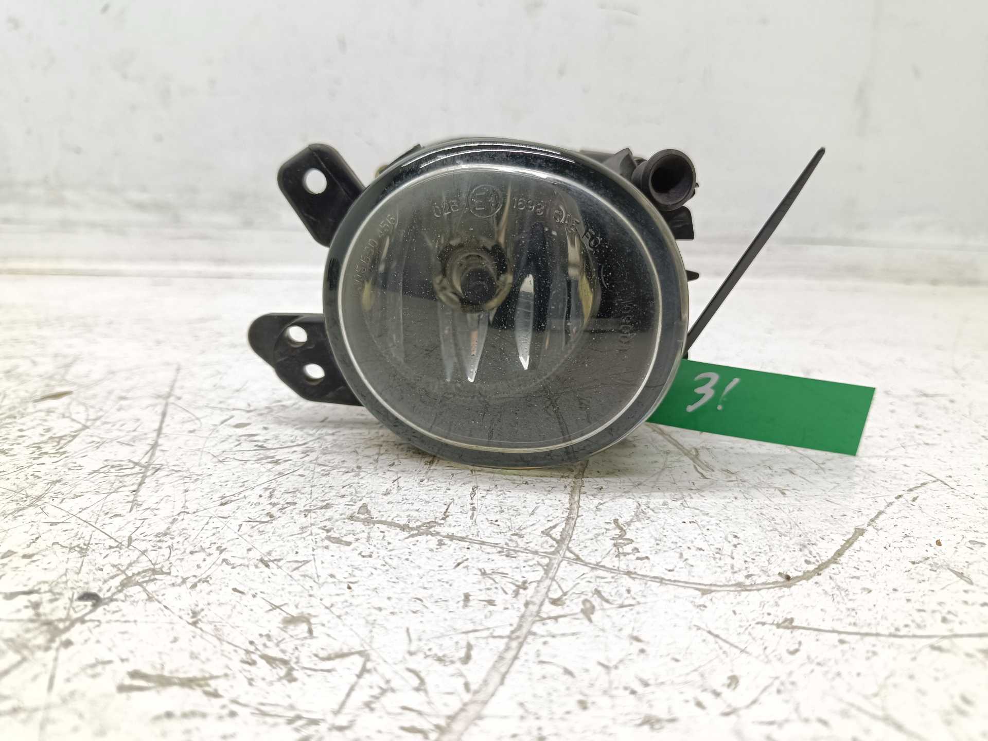 Recambio de faro antiniebla derecho para mercedes-benz clase a (w169) 2.0 cdi cat referencia OEM IAM A2518200856 0305076002 