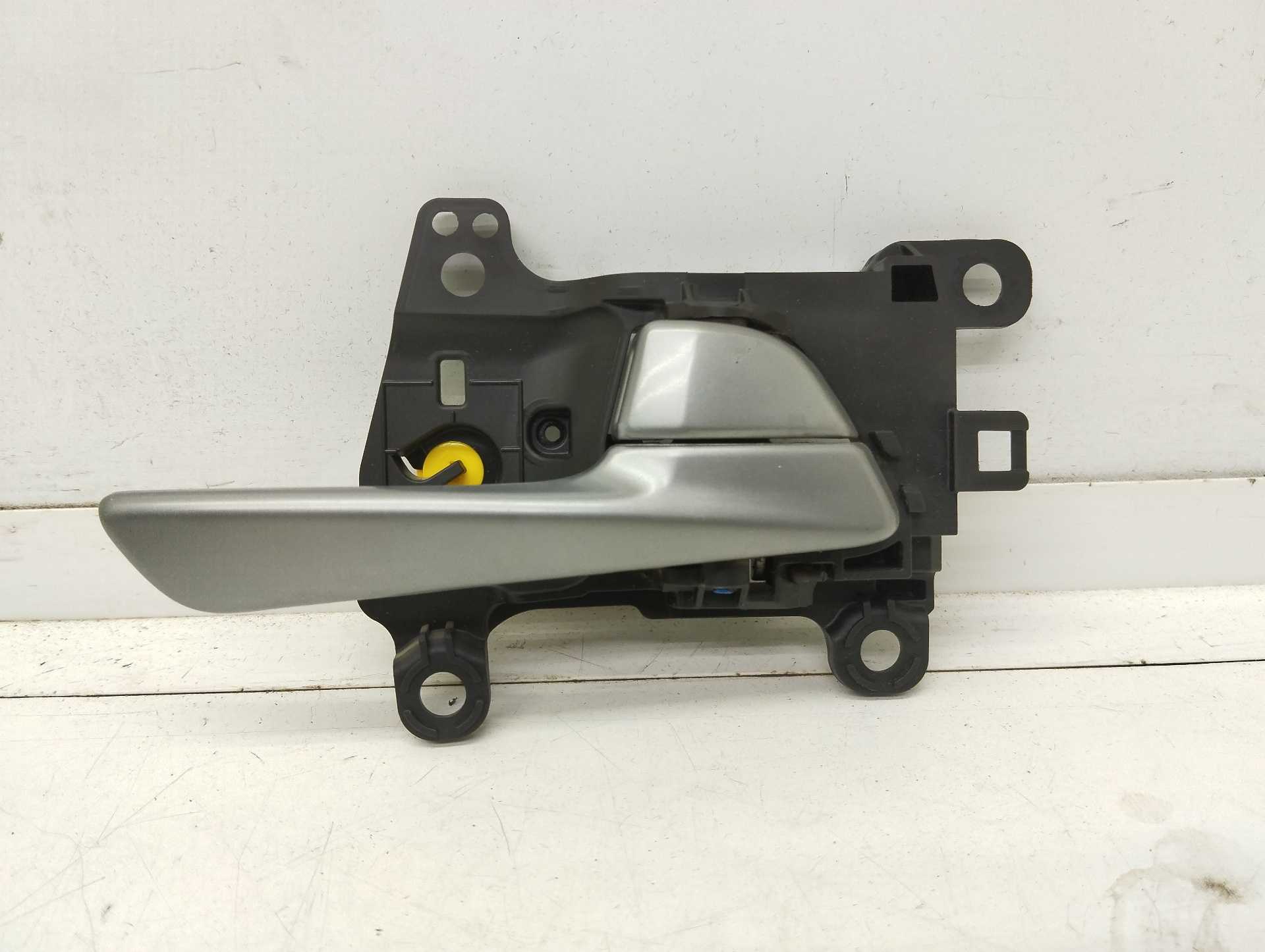 Recambio de maneta interior delantera derecha para hyundai tucson classic blue referencia OEM IAM  82620D7000NS5 82620D7000