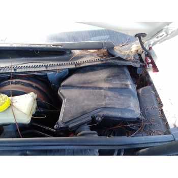 CAJA RELES / FUSIBLES 