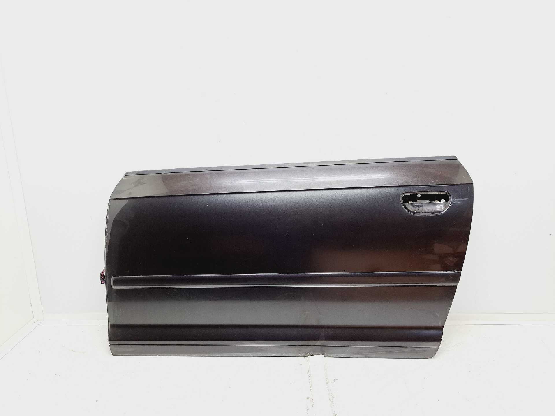 Recambio de puerta delantera izquierda para audi a3 (8p) 1.6 tdi ambiente referencia OEM IAM 8P3831051D  