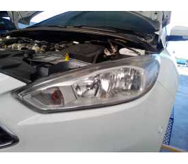 FARO IZQUIERDO F1EB13W030 