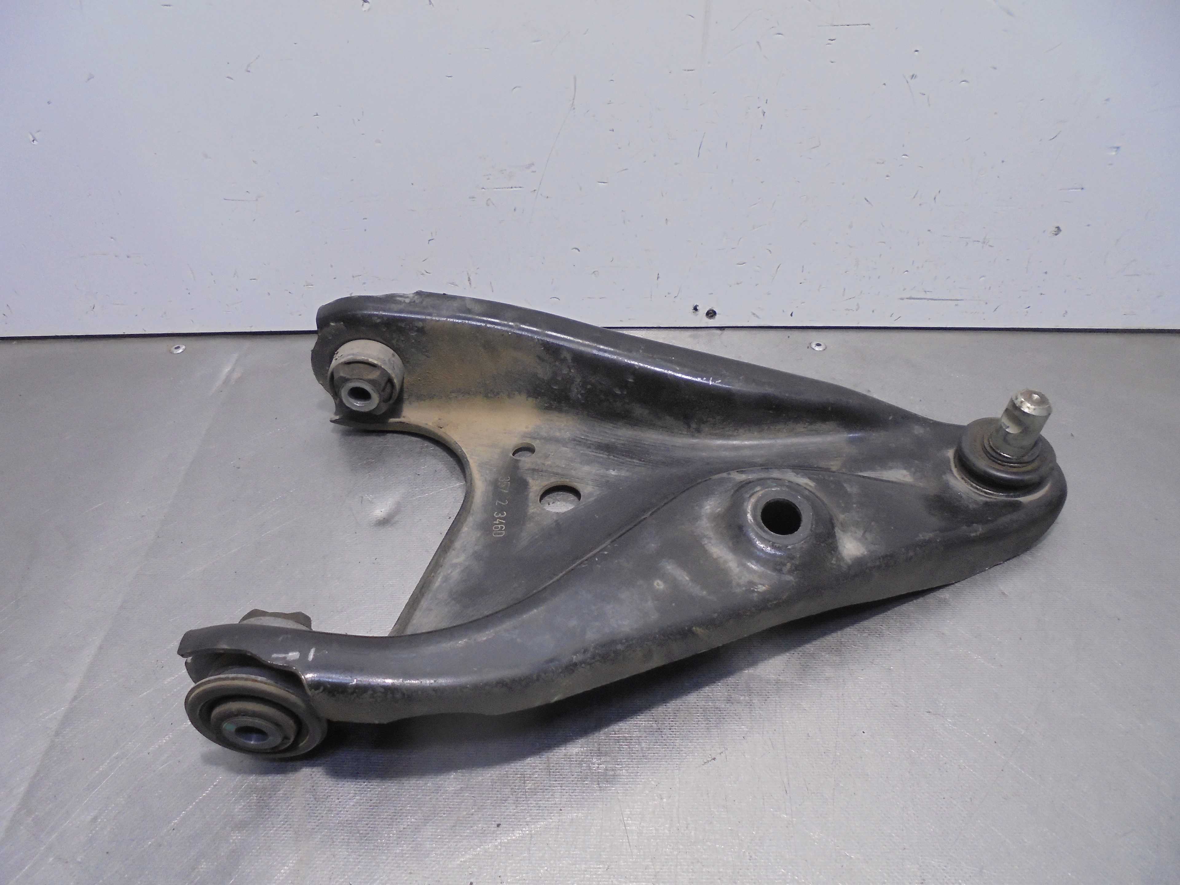 Recambio de brazo suspension inferior delantero derecho para renault express referencia OEM IAM 545006623R  